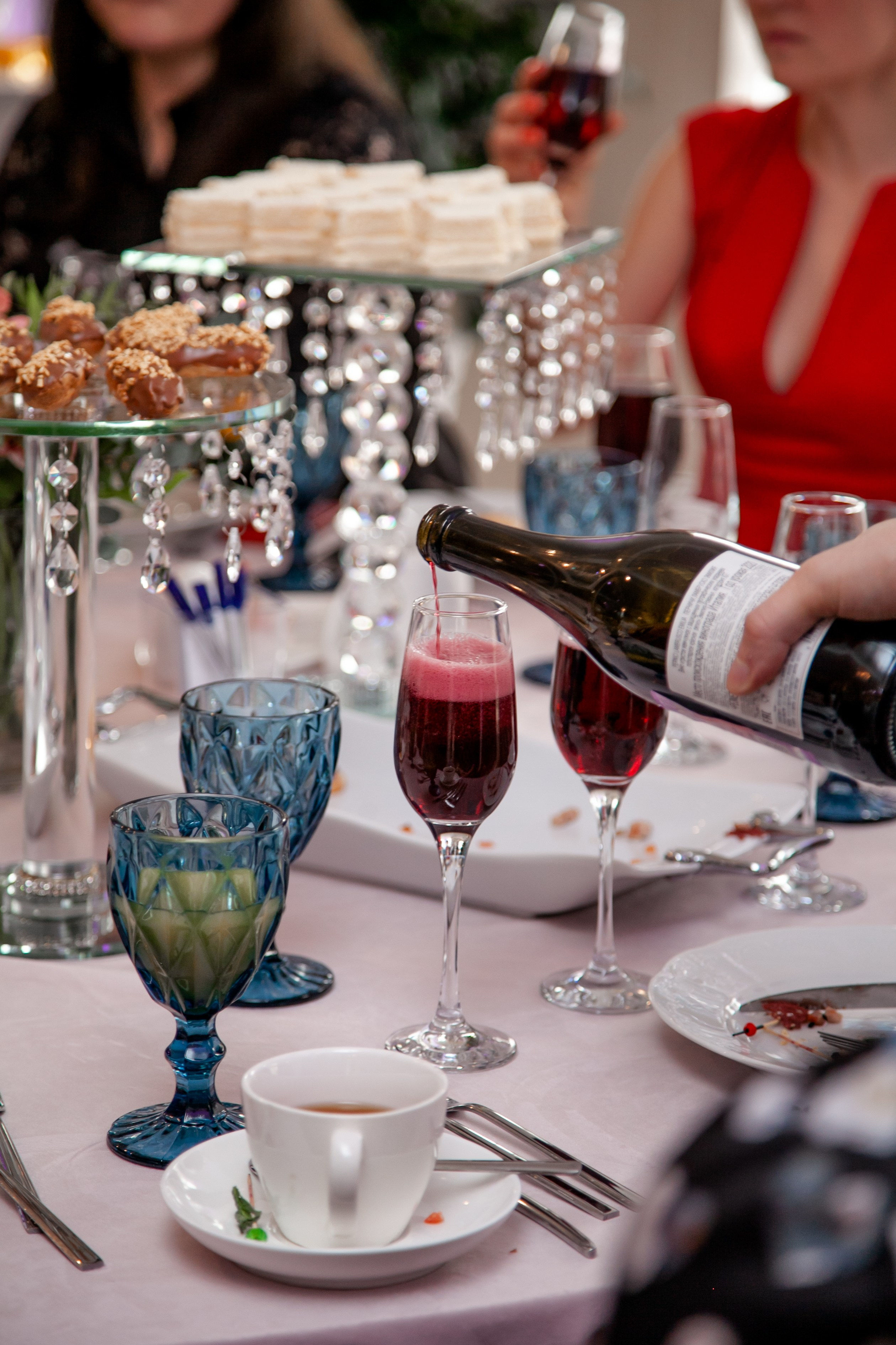 Встреча клуба Блиновской. Двойняшки-фотографы Анна и Анастасия в Санкт-Петербурге