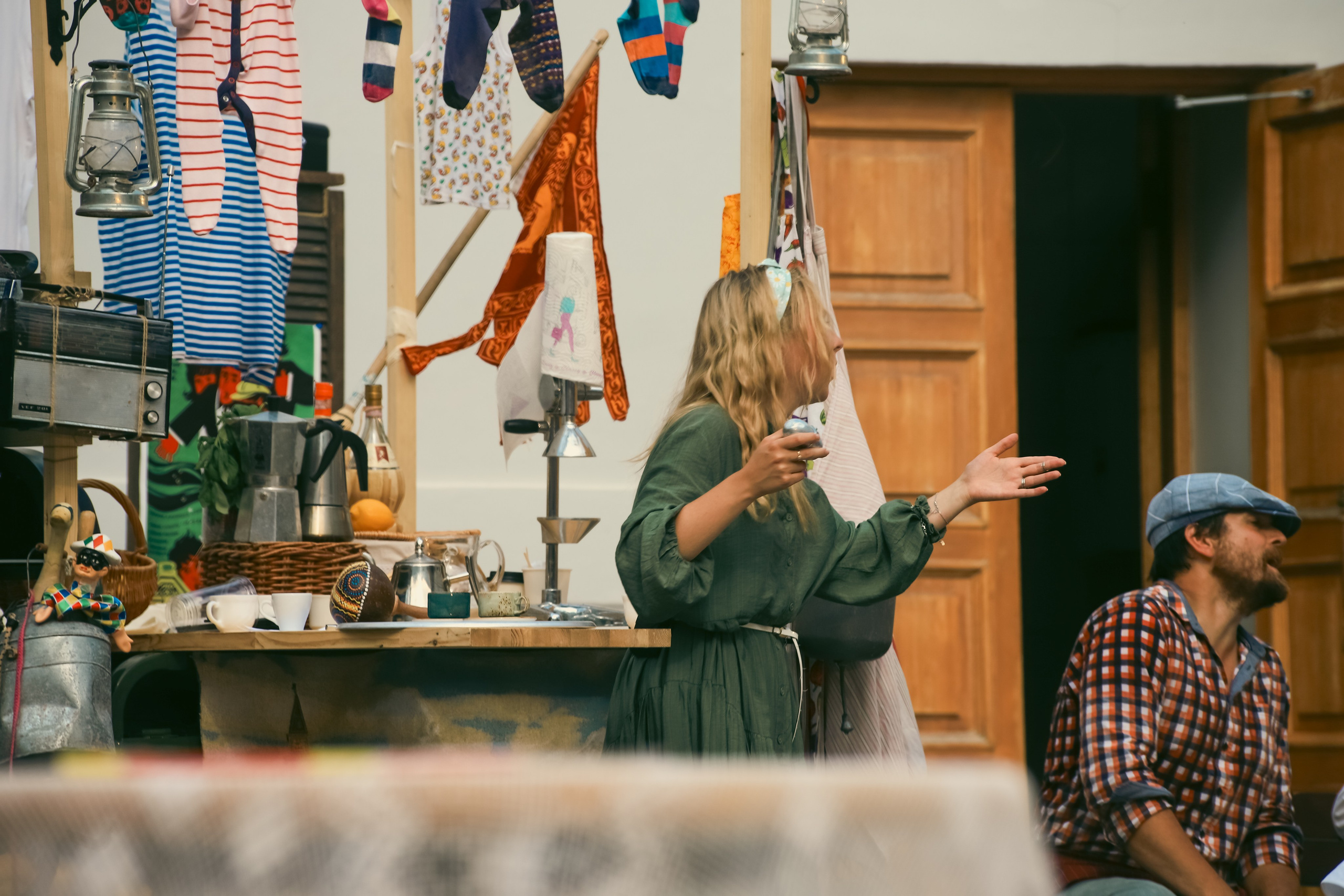 Театр Вкуса, Приключения итальянцев в России