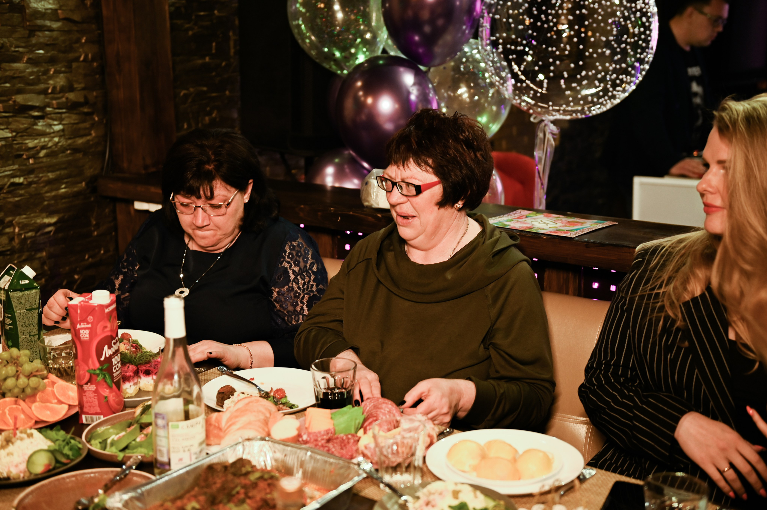 День рождения. Свадебный, семейный, детский, контент фотограф в Омске Максим Ильин