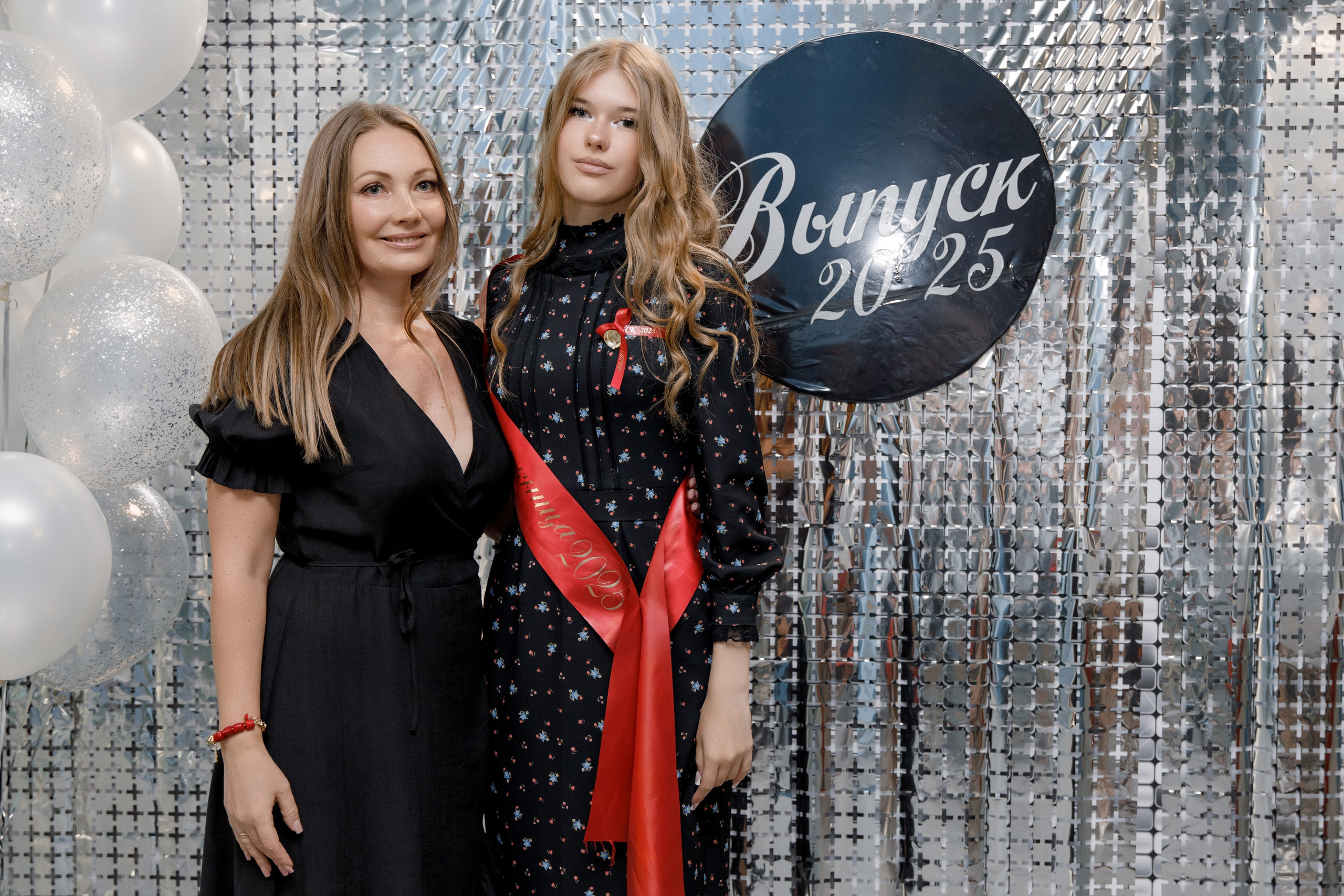 Выпускной школа 107 г Краснодар. Выпускные альбомы в Краснодарском крае