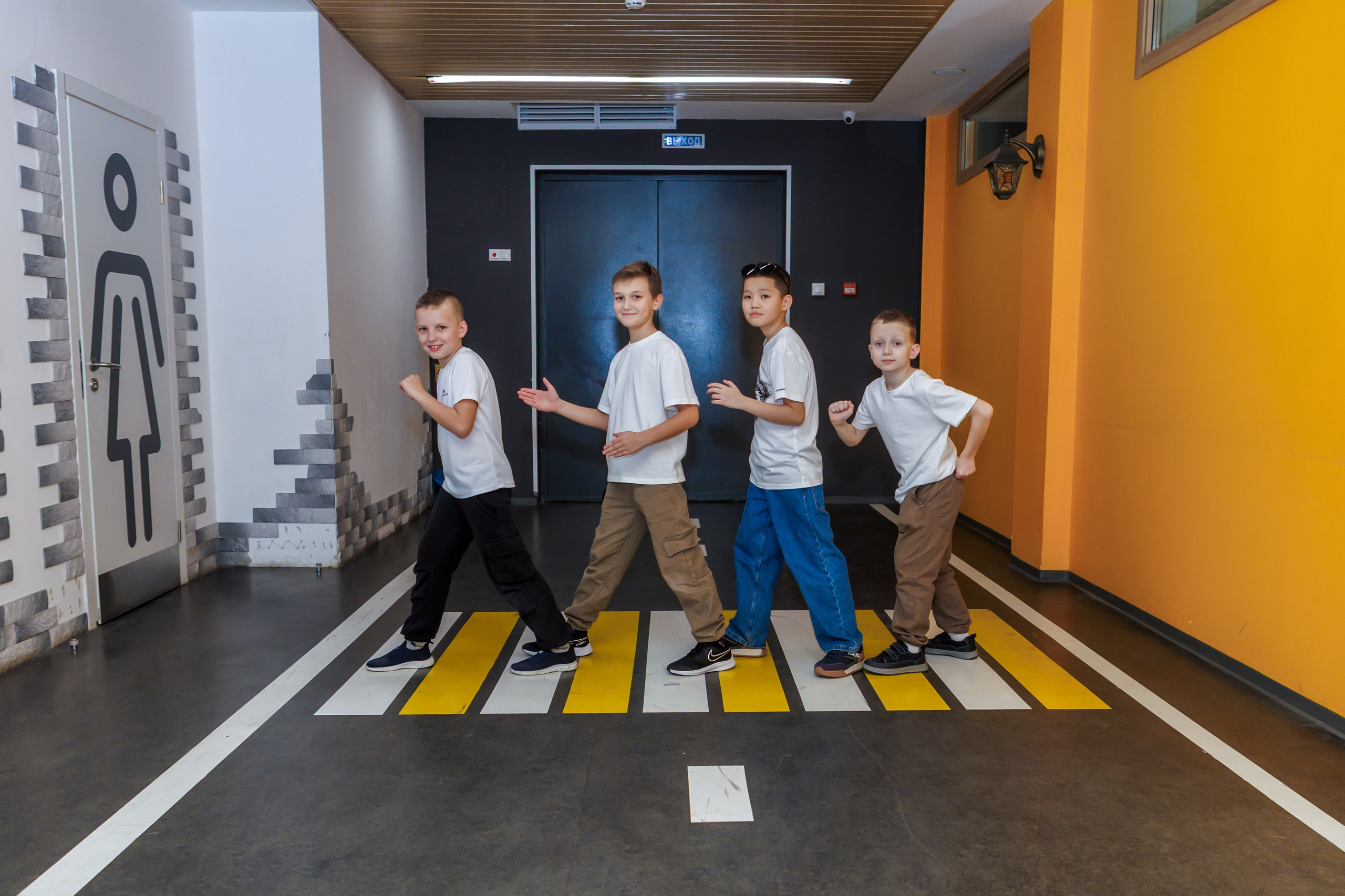 4 класс / Гимназия № 16 / Люберцы. Детский и семейный фотограф Мария Киселёва. Москва