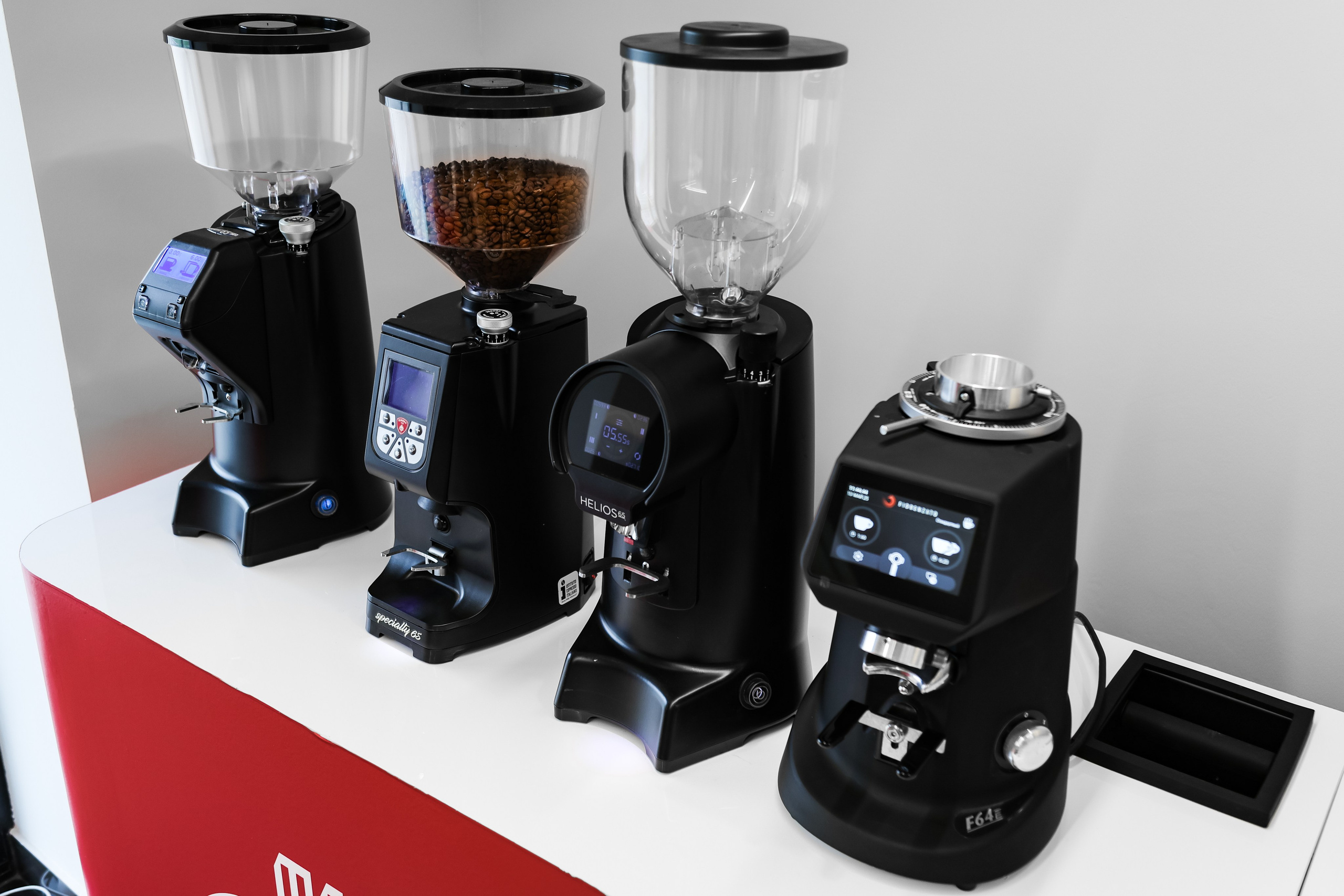 COFFEE MACHINES FOR MARKETPLACE. Mixturecaptures