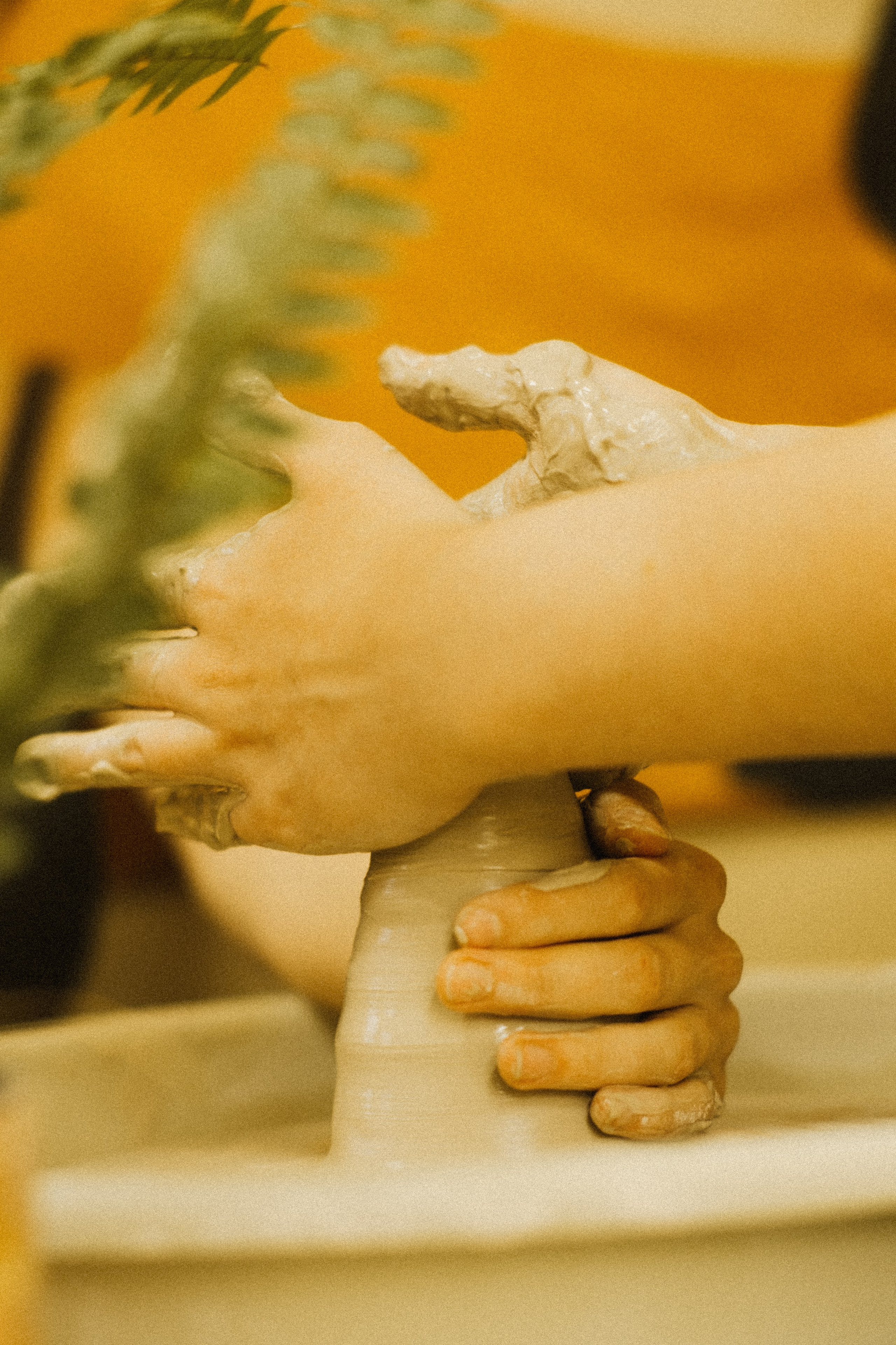 Контент для студии керамики «Flowers & Chill». Коммерческий и Портретный Фотограф Симферополь Крым Максим Махо