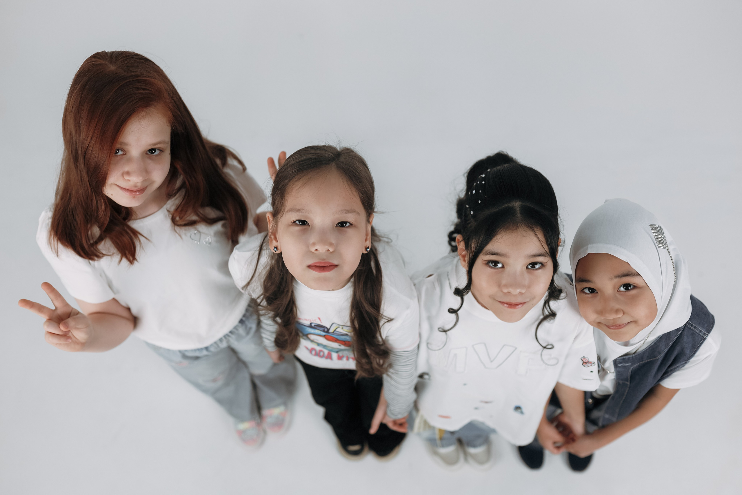 Выпускники. Фотограф в Жезказгане. Графический дизайнер