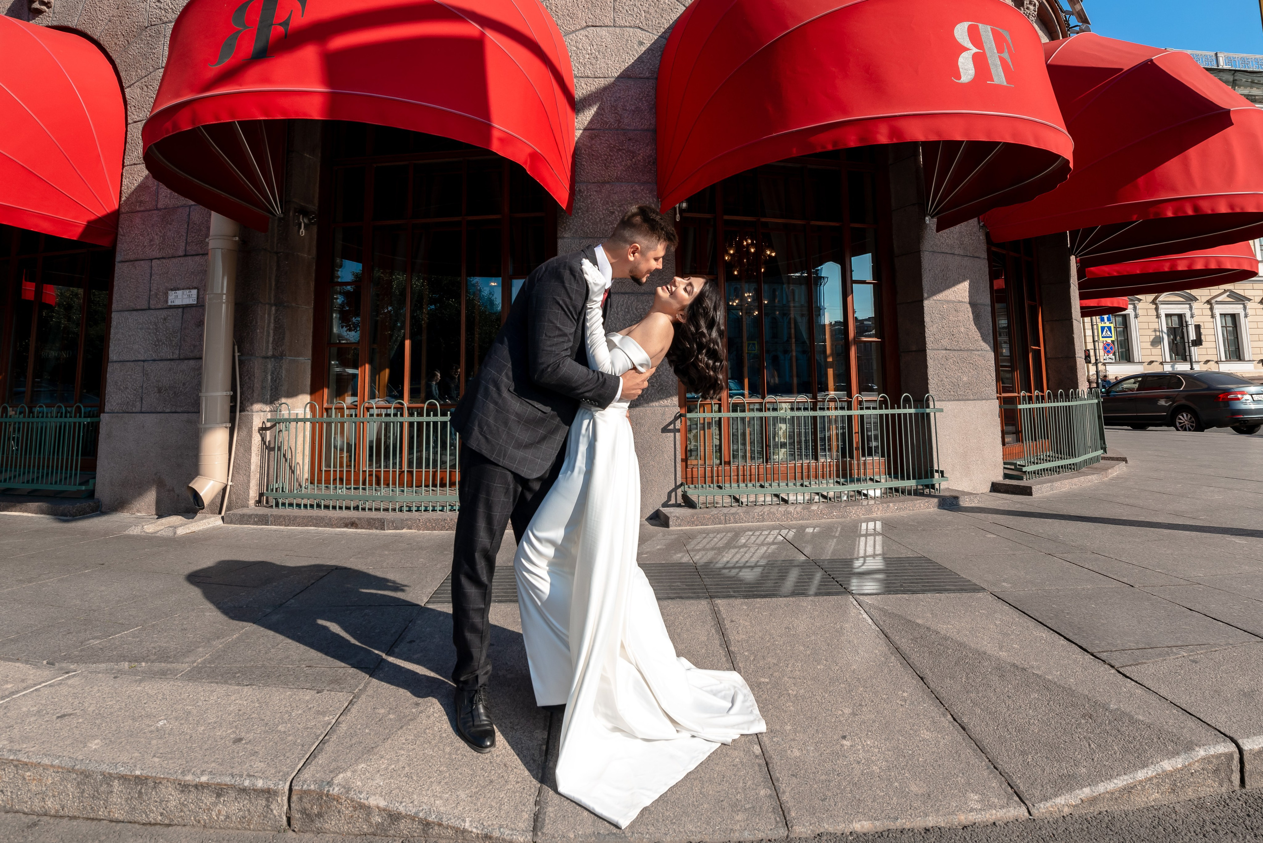 Камерная свадьба в Первом Дворце Бракосочетания №1 на Английской набережной Яны и Евгения. Портретный, семейный и свадебный фотограф в Санкт-Петербурге и в Пушкине Ширяев Денис