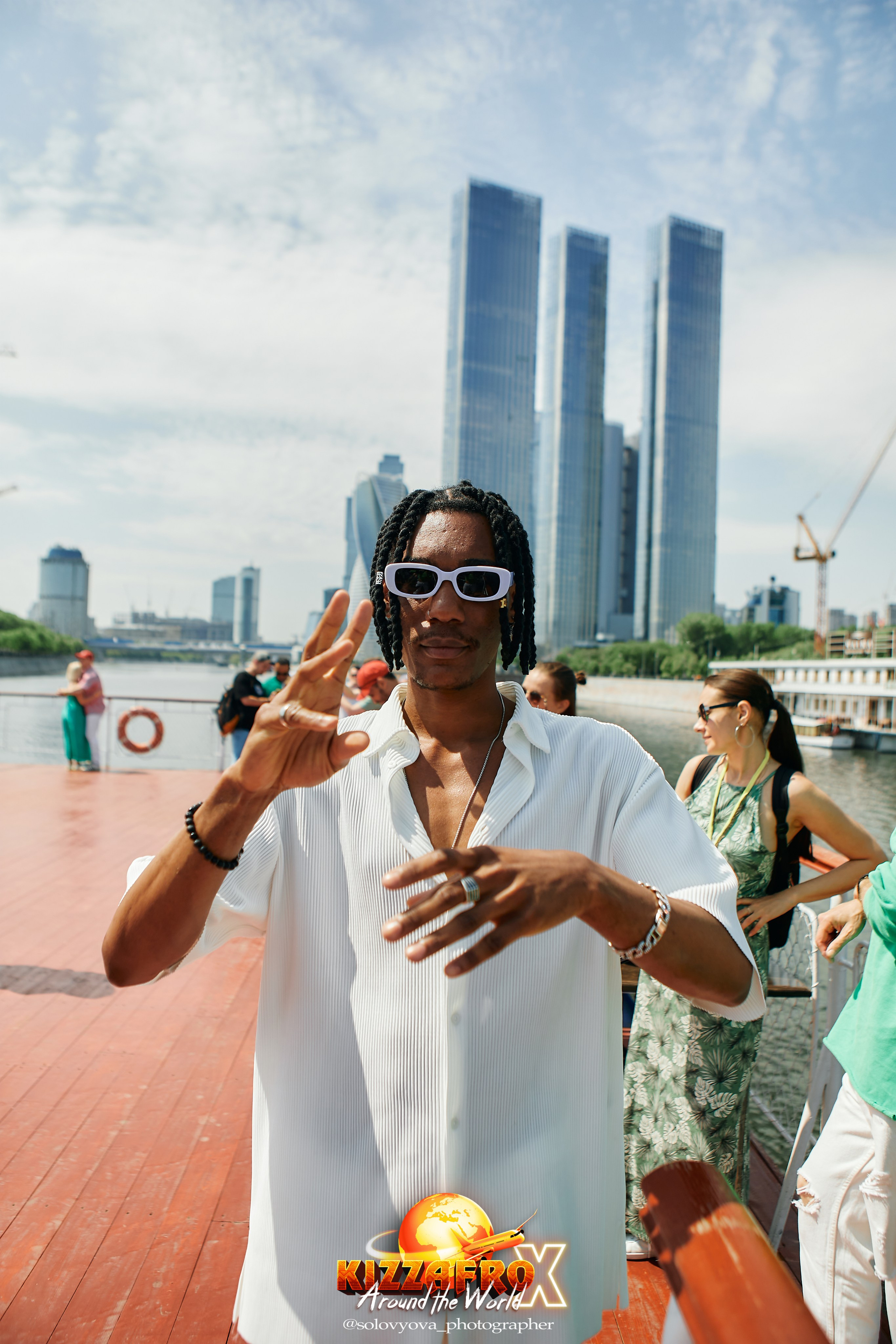 Boat party. Свадебный фотограф