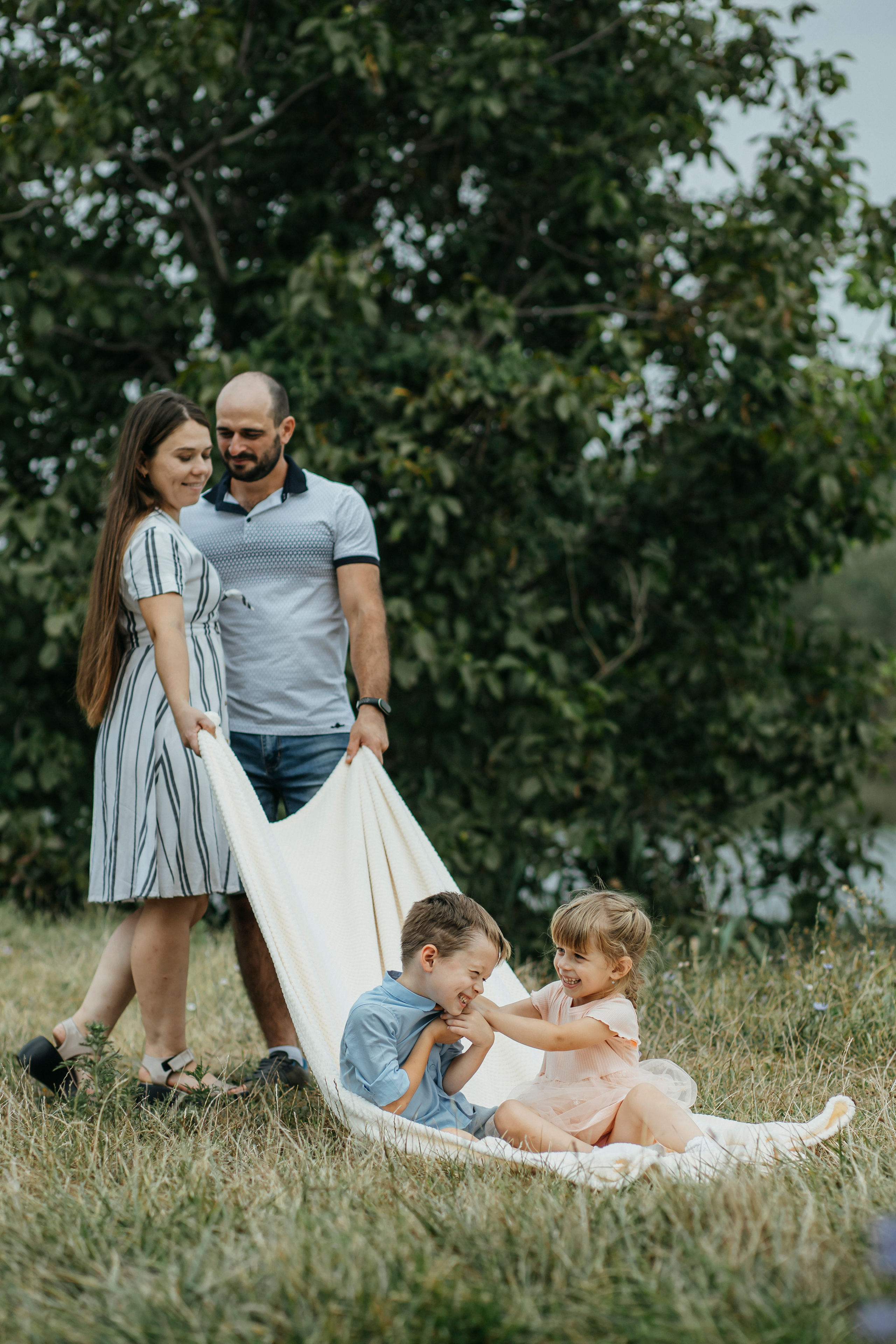 Семейная сьёмка на природе. Семейный и детский фотограф в Рязани Васюгова Мария