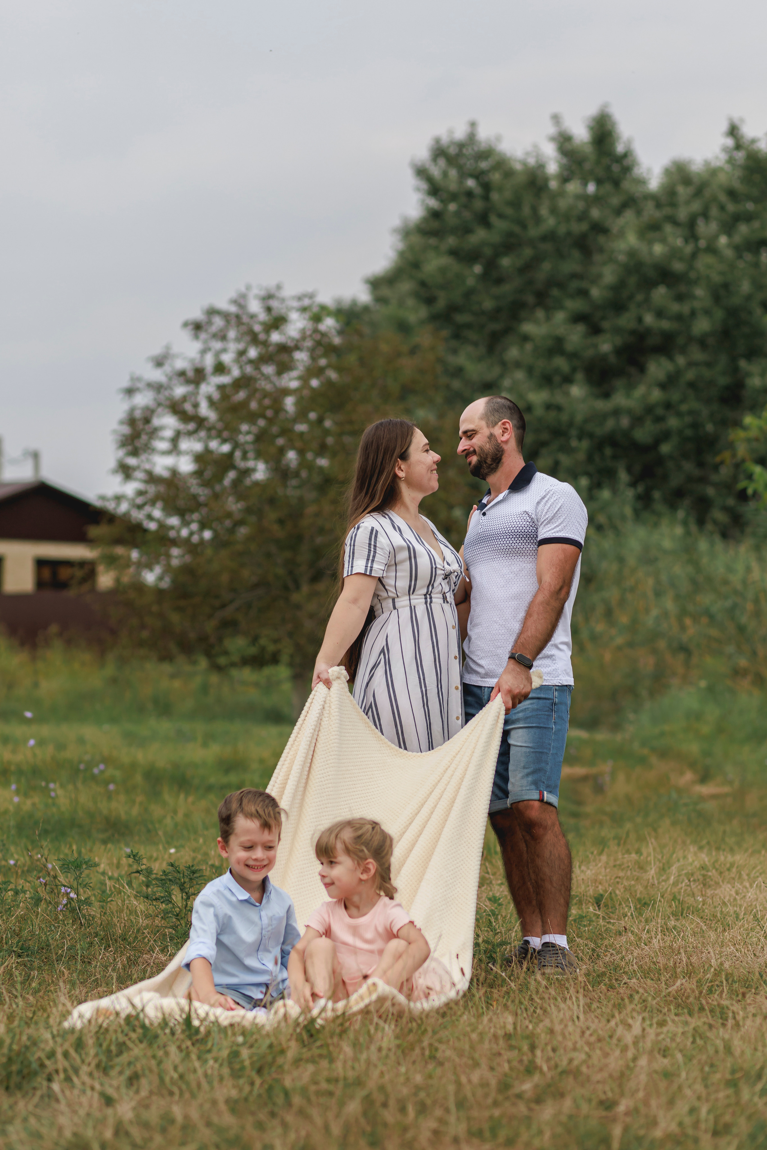Семейная сьёмка на природе. Семейный и детский фотограф в Рязани Васюгова Мария