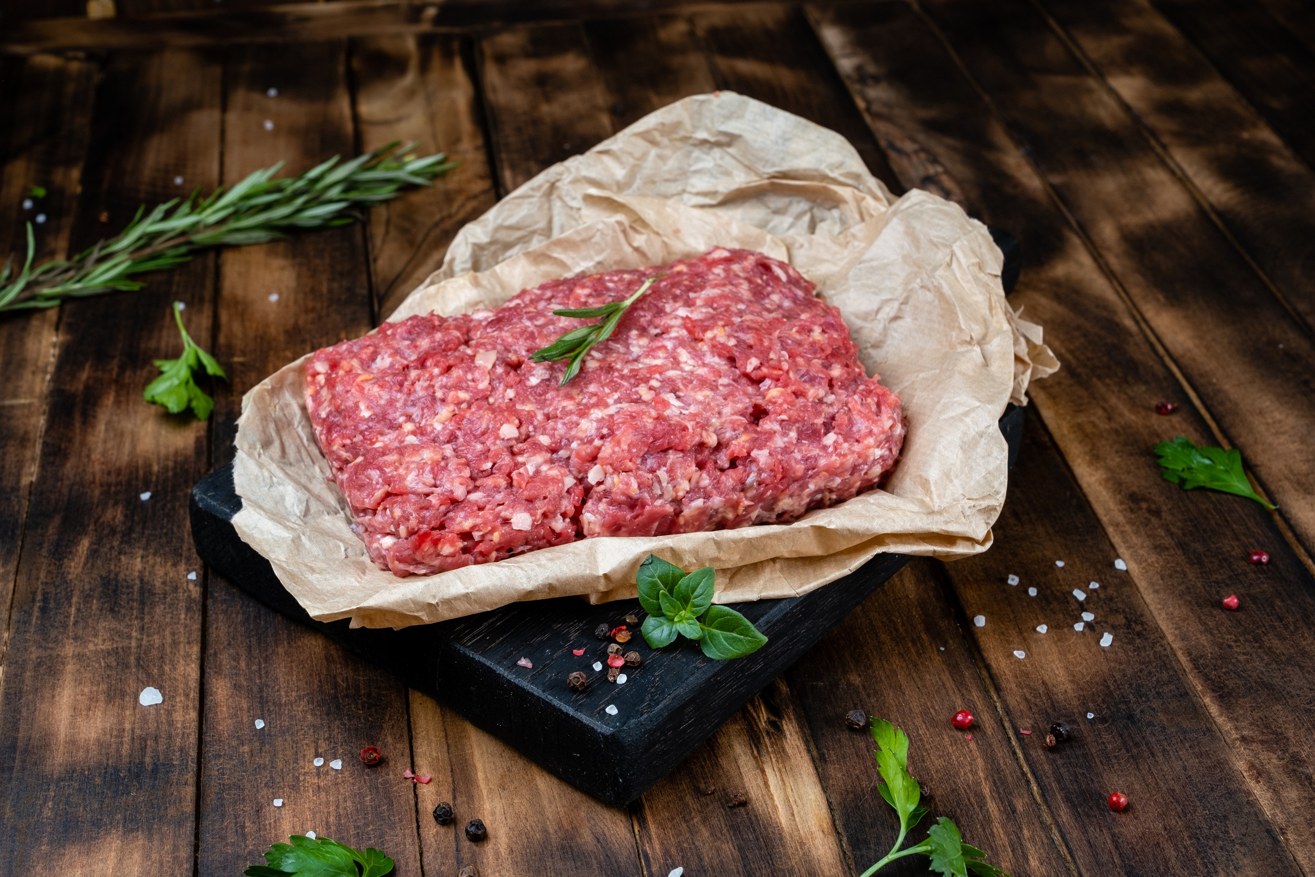 Фуд фотография для Колбасного завода. Фуд фотограф, предметный и контент фотограф в Смоленске Александр Милодан