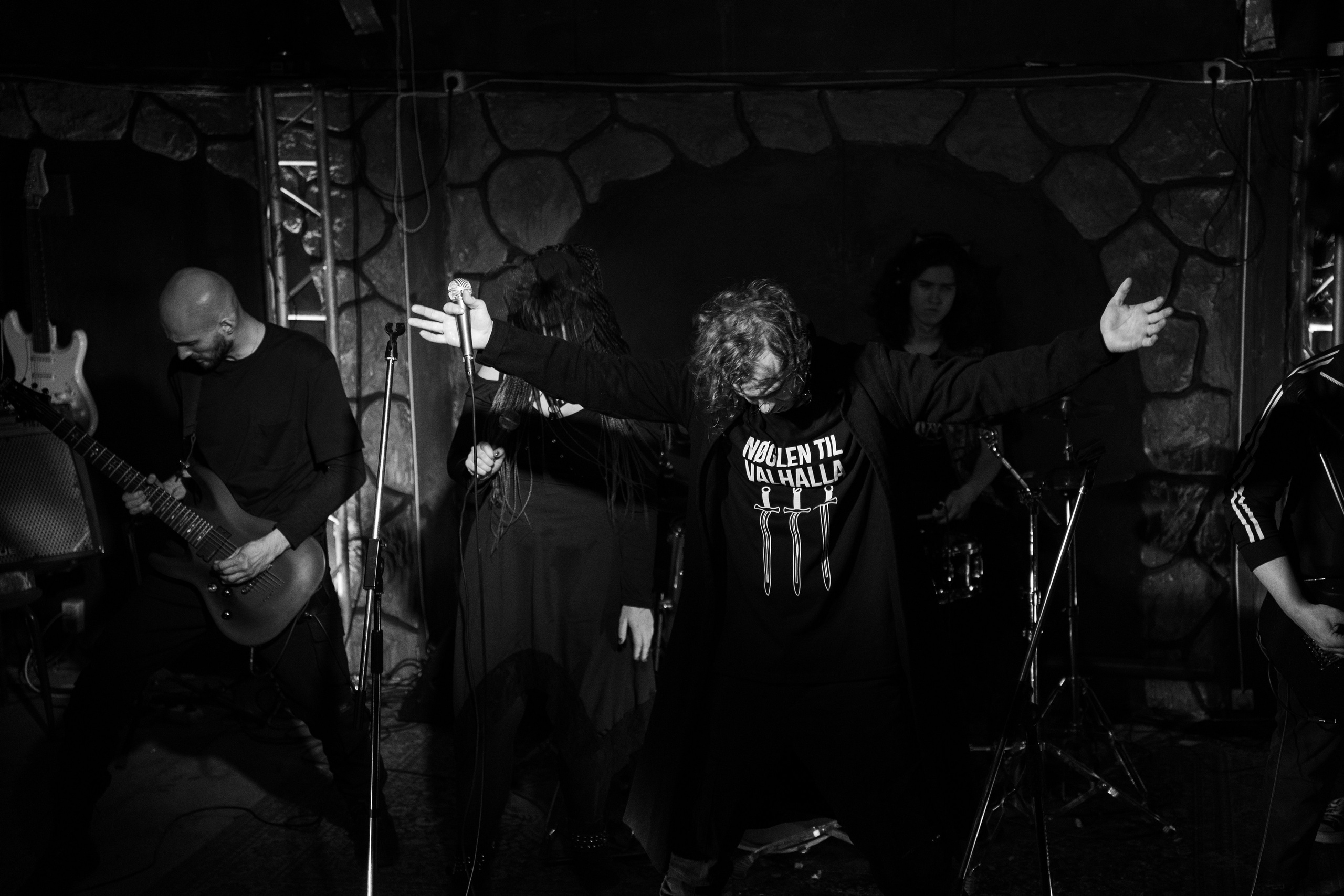 Ночь На Земле|Нора, Псков. Концертный и репортажный фотограф в Санкт-Петербурге Слава Пахомов