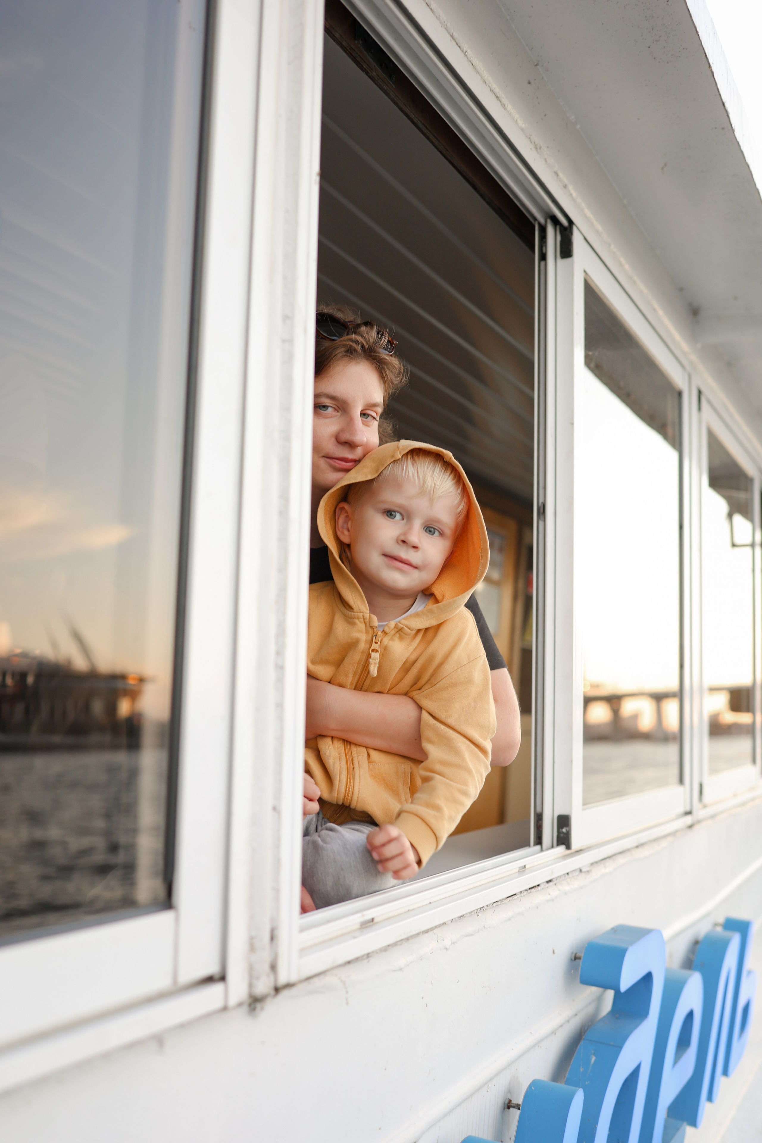 Gravity Project круизы. Репортажный и портретный фотограф в Санктпетербурге. Видиосъемка мероприятий в Санкт-Петербурге
