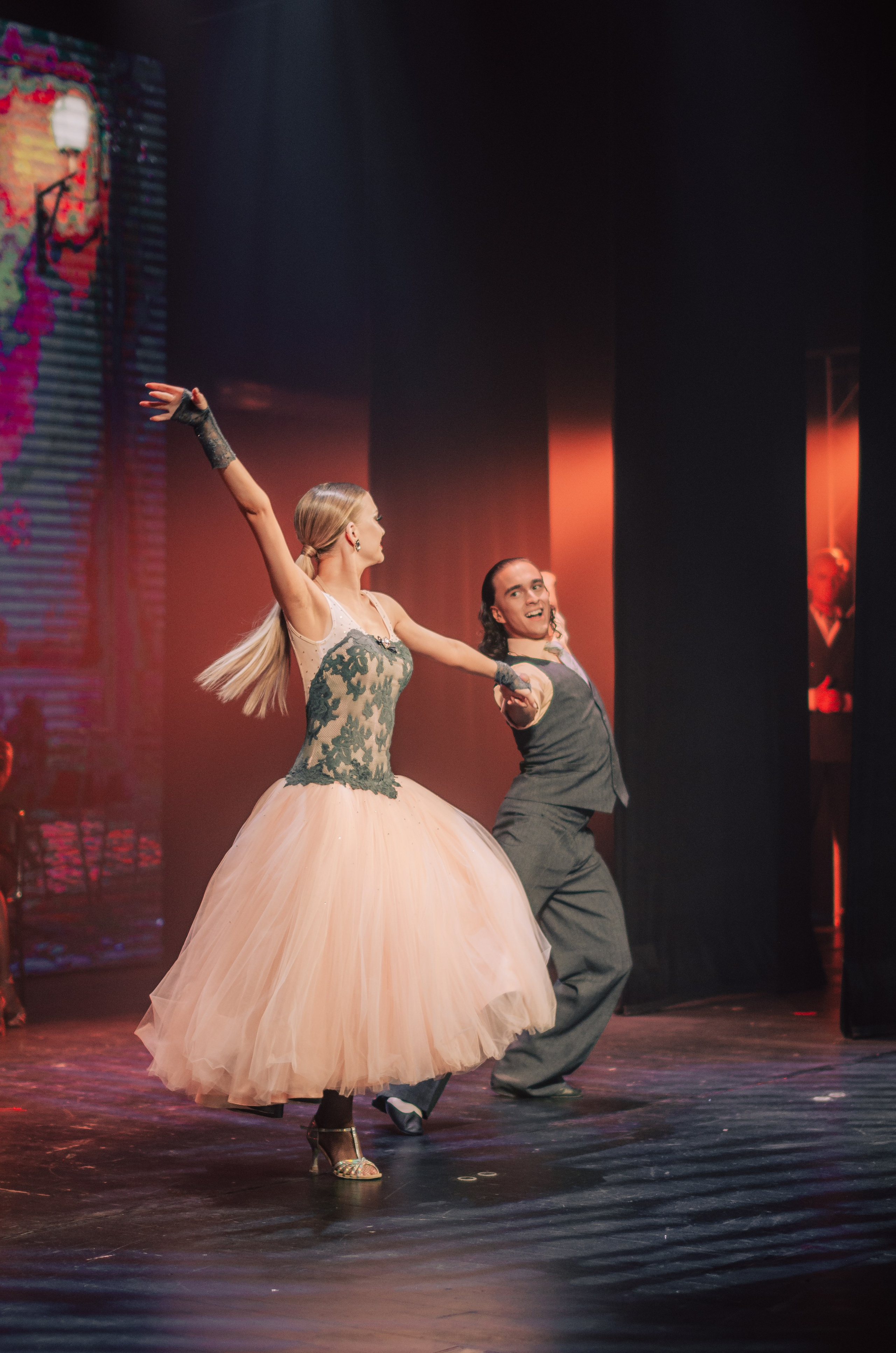 Фоторепортаж танцевального мероприятия. Денисова Аля — фотограф для парных съемок и индивидуальных историй в Барнауле