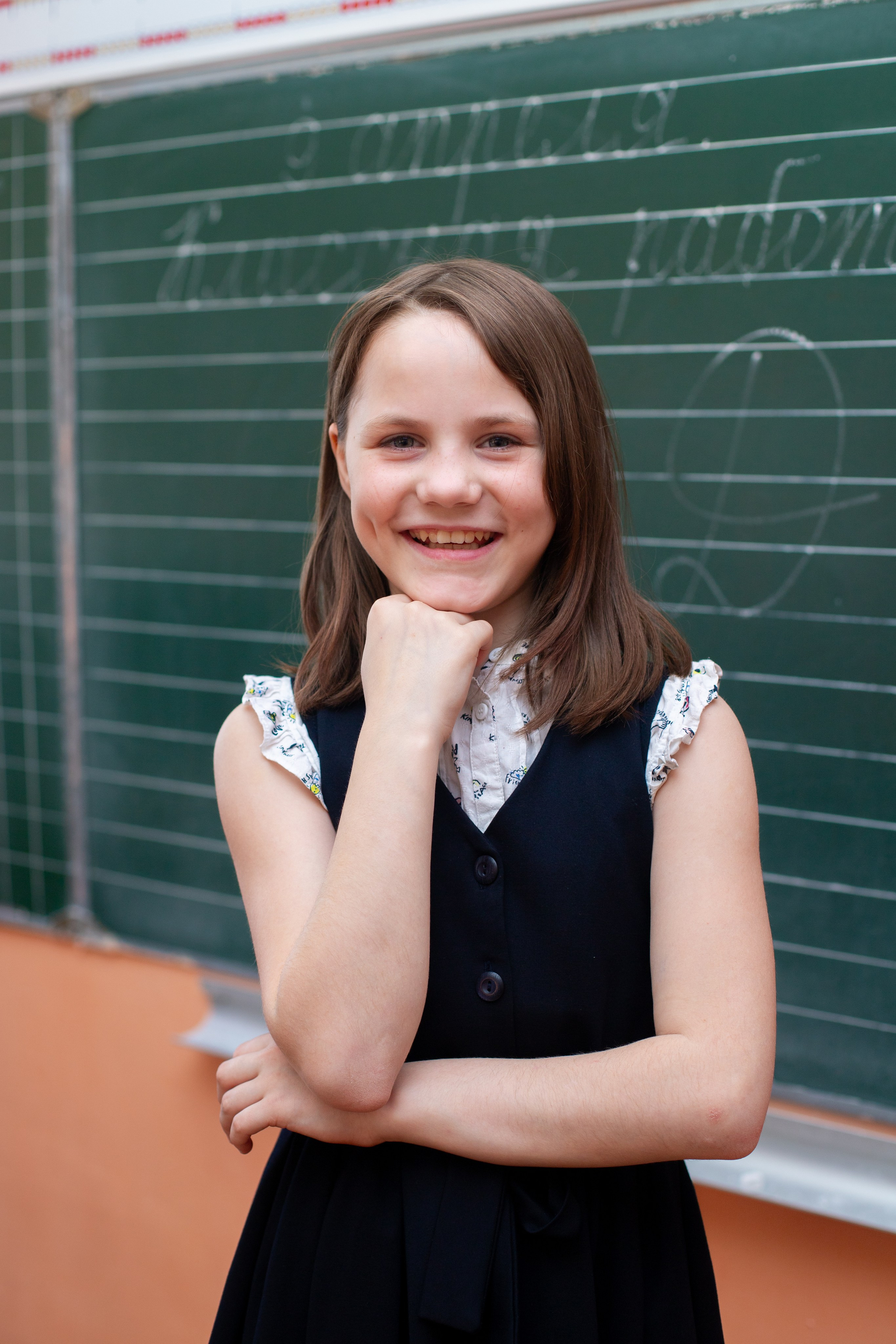 4д Емельяновская школа. Альбомы с самого детства. +79237847111