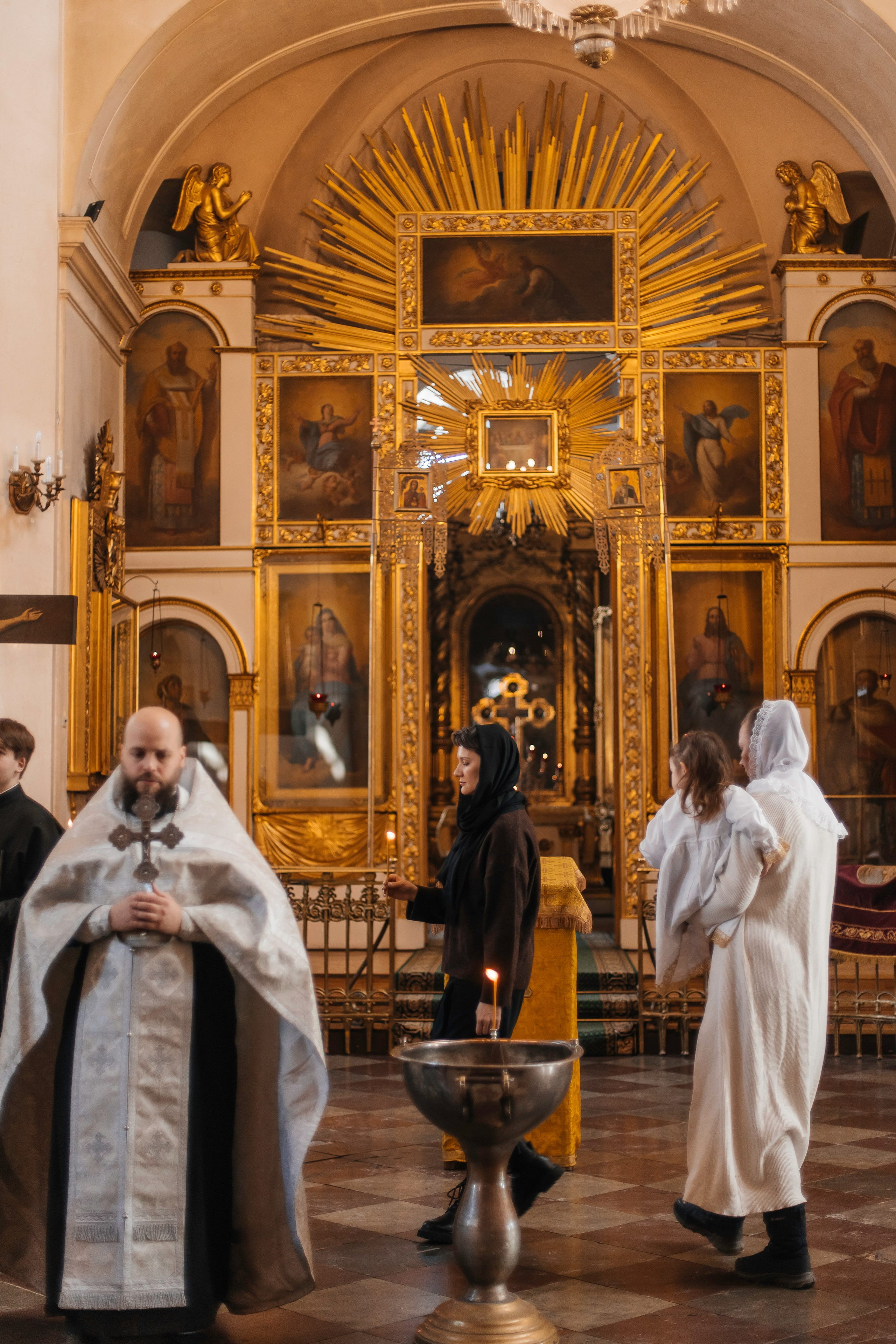 Крещение. Репортажный фотограф в Санкт-Петербурге СПБ Алиса Ческидова на ваше мероприятие