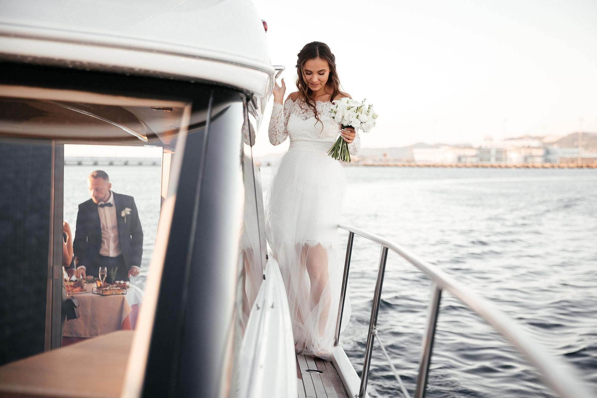 Фотосессия свадьбы в Сочи на яхте. Свадебный, репортажный фотограф Дмитрий Макарченко