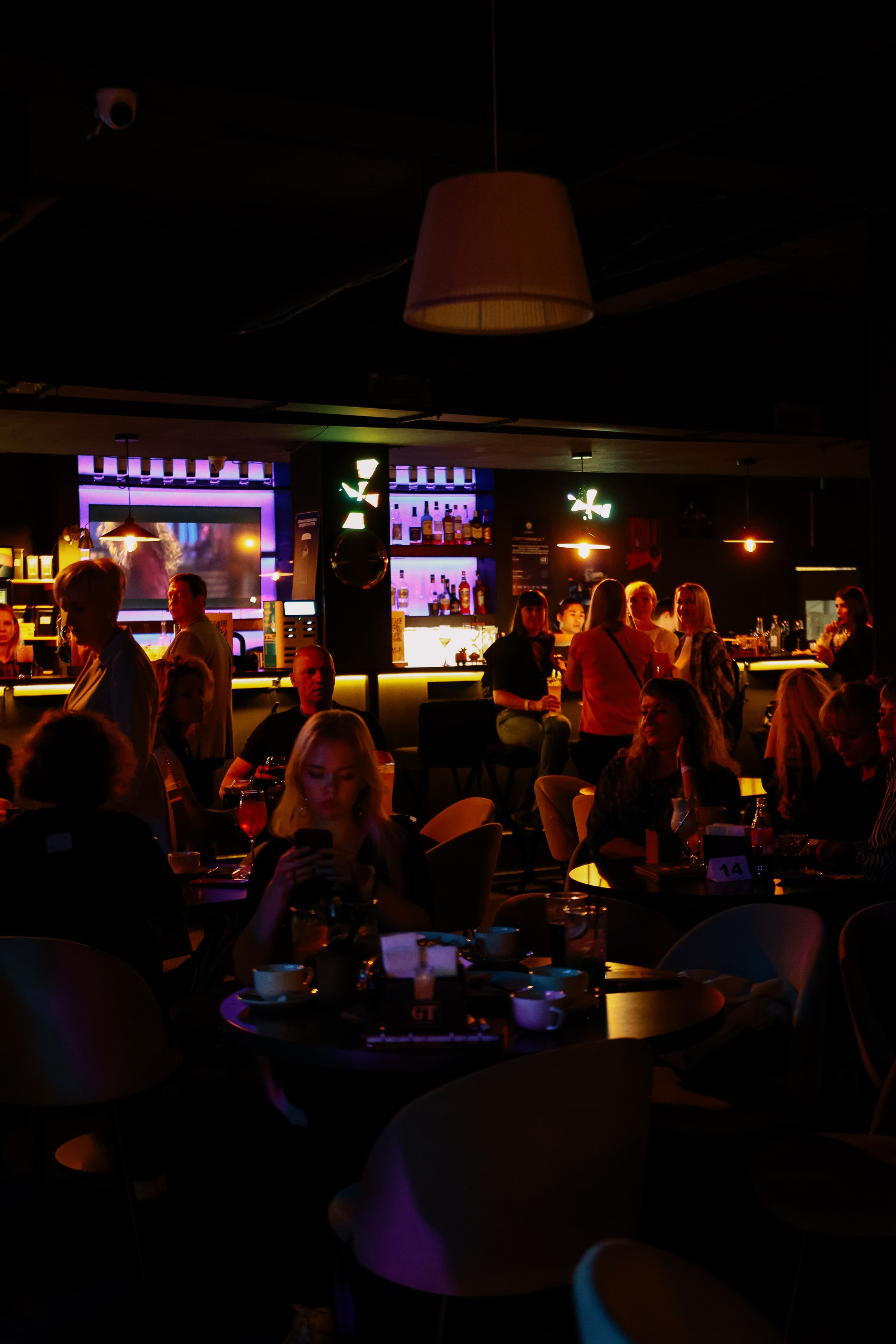 Дискотека под хиты 2000 в Истории. Фотограф Юлия Мальцева