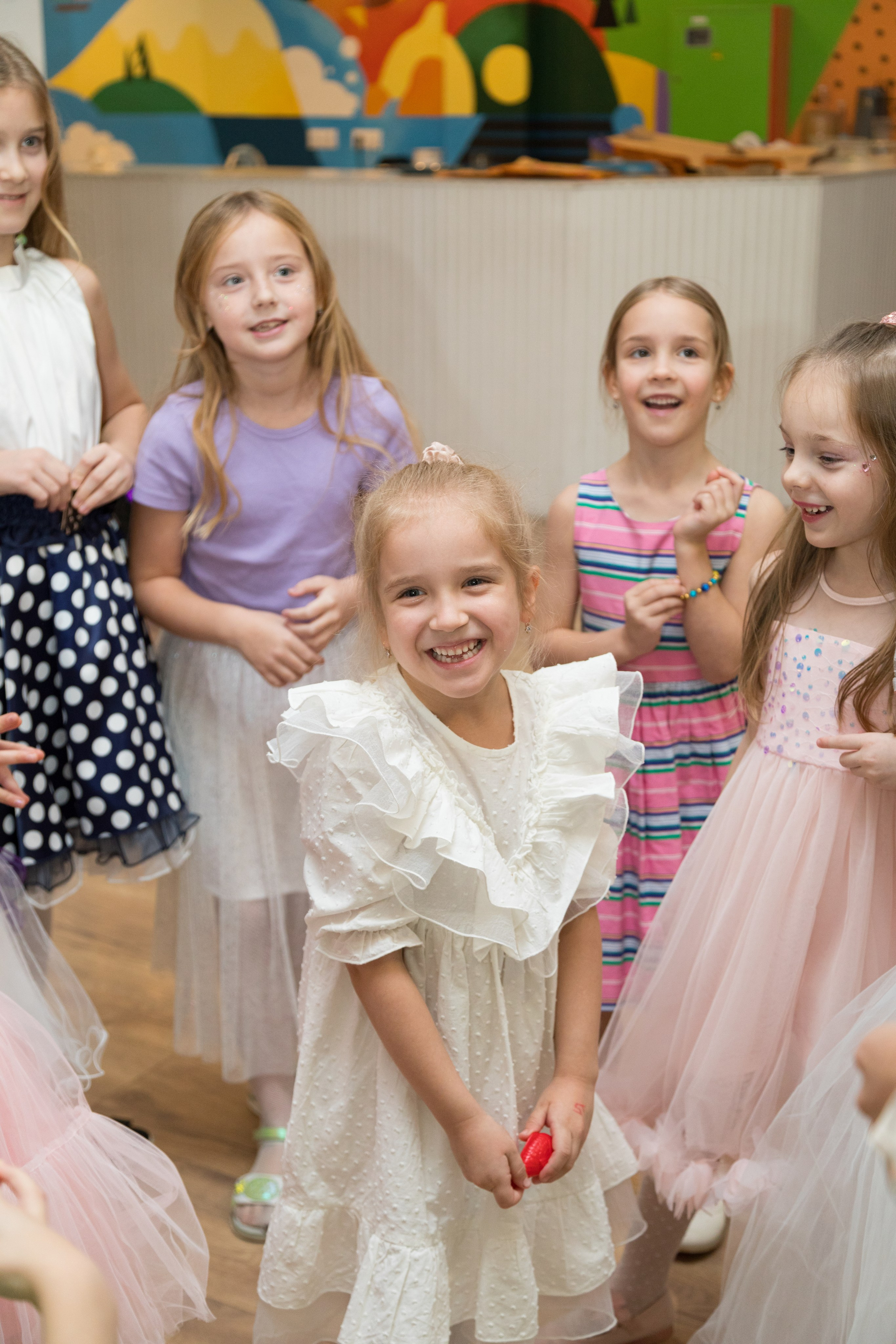 День рождения Василисы в Avocado friends, 6 лет. Детский и контент фотограф Надя Волкова Санкт-Петербург