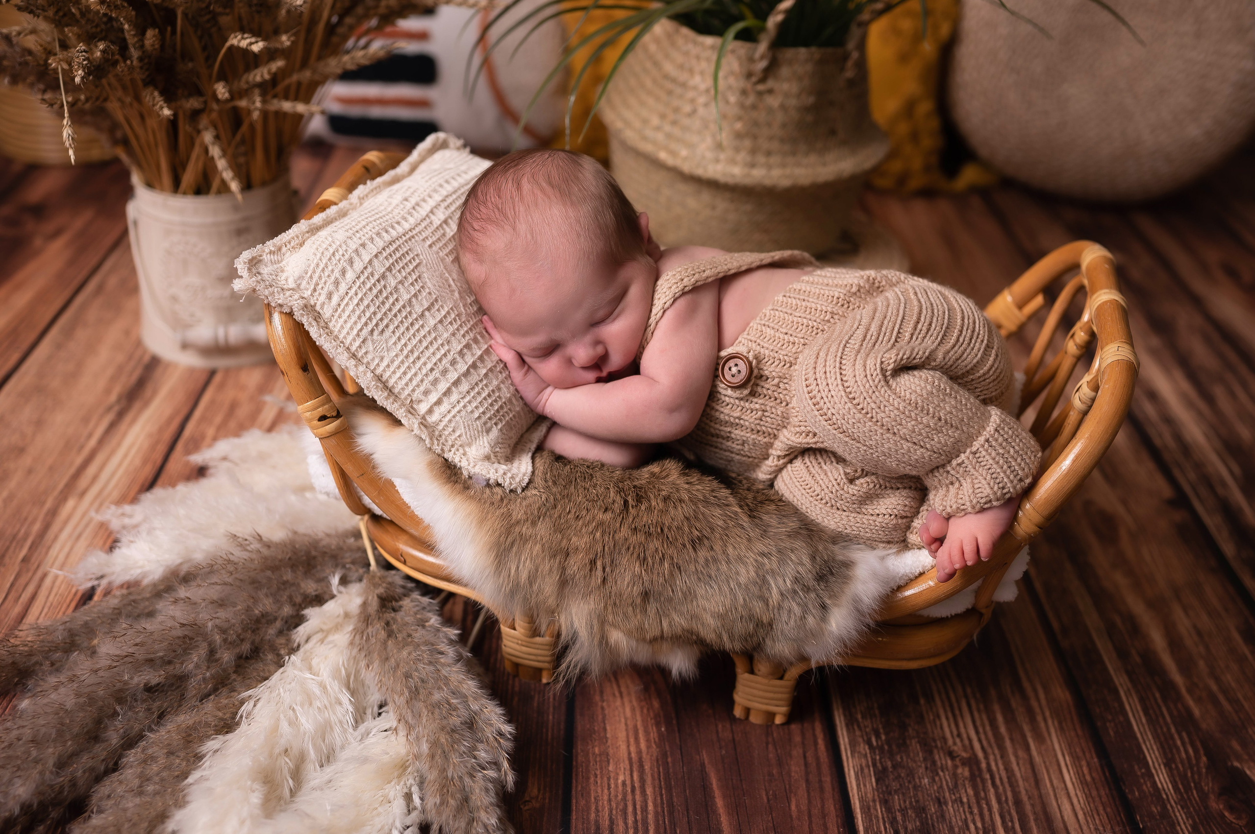 NEWBORN. Главная