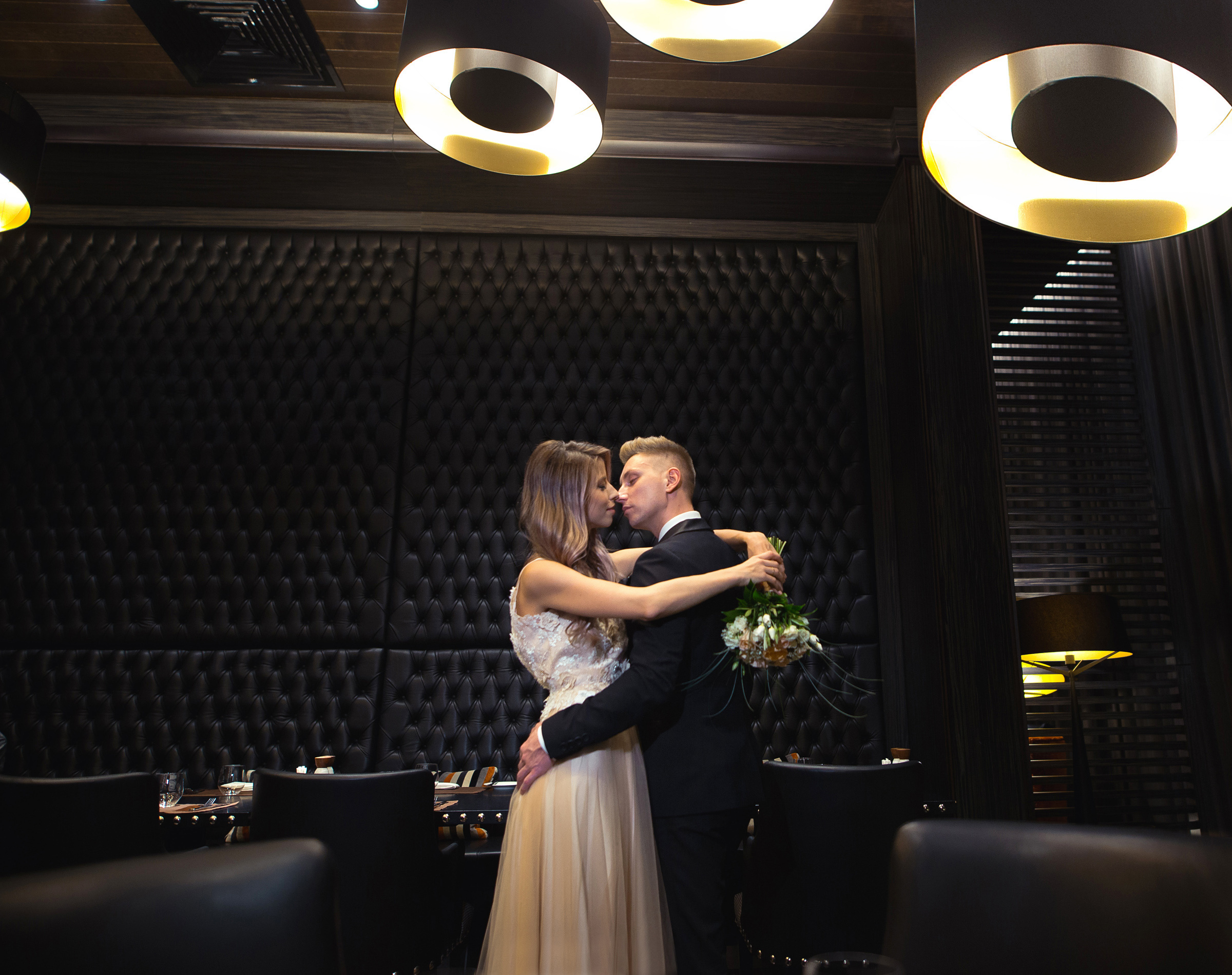 Организация свадьбы, свадебный ведущий, сборы невесты, встреча молодож. Свадебный фотограф в СПб Сергей Малиновский