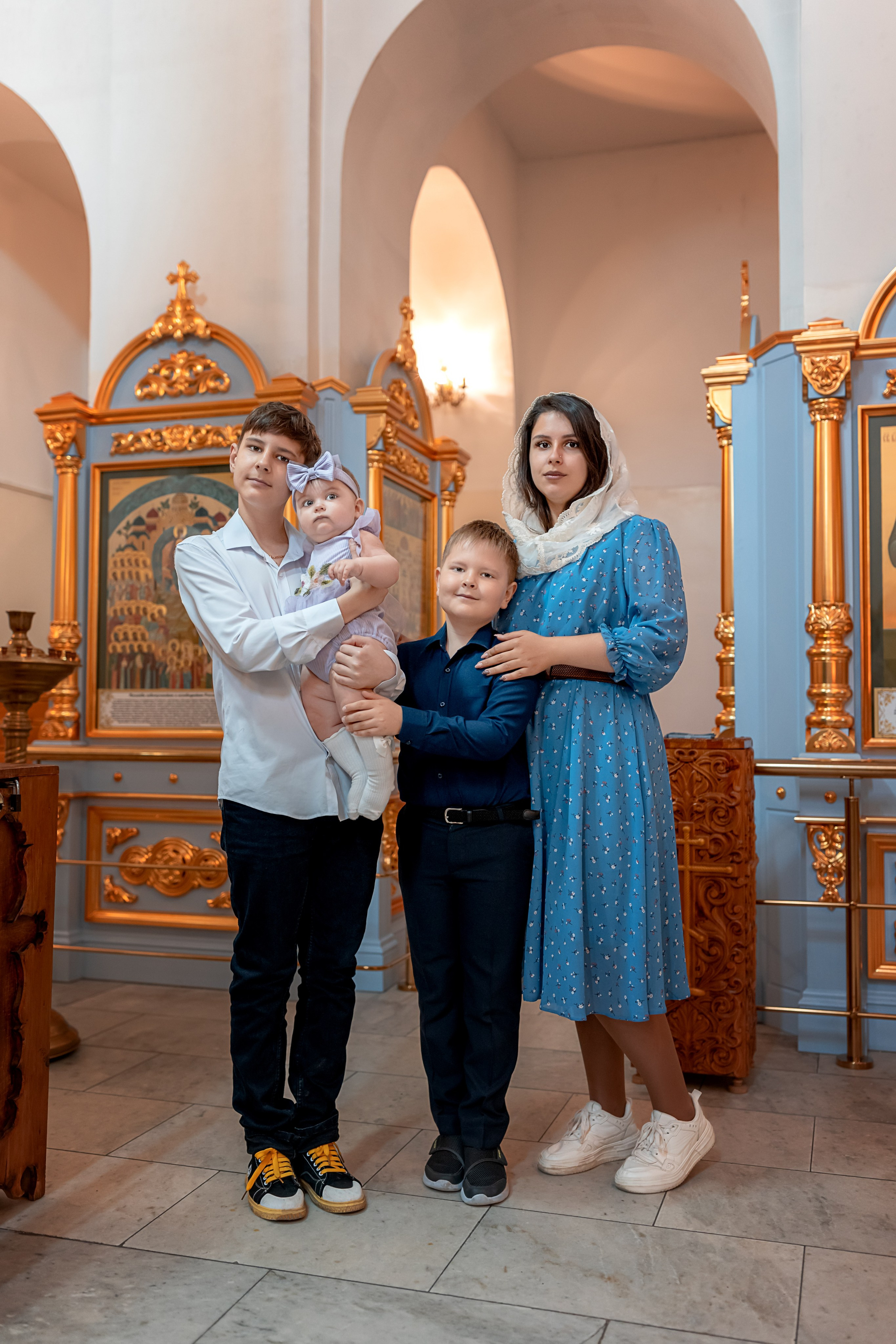 Съемки в храме. Семейный и церковный фотограф в Нефтеюганске