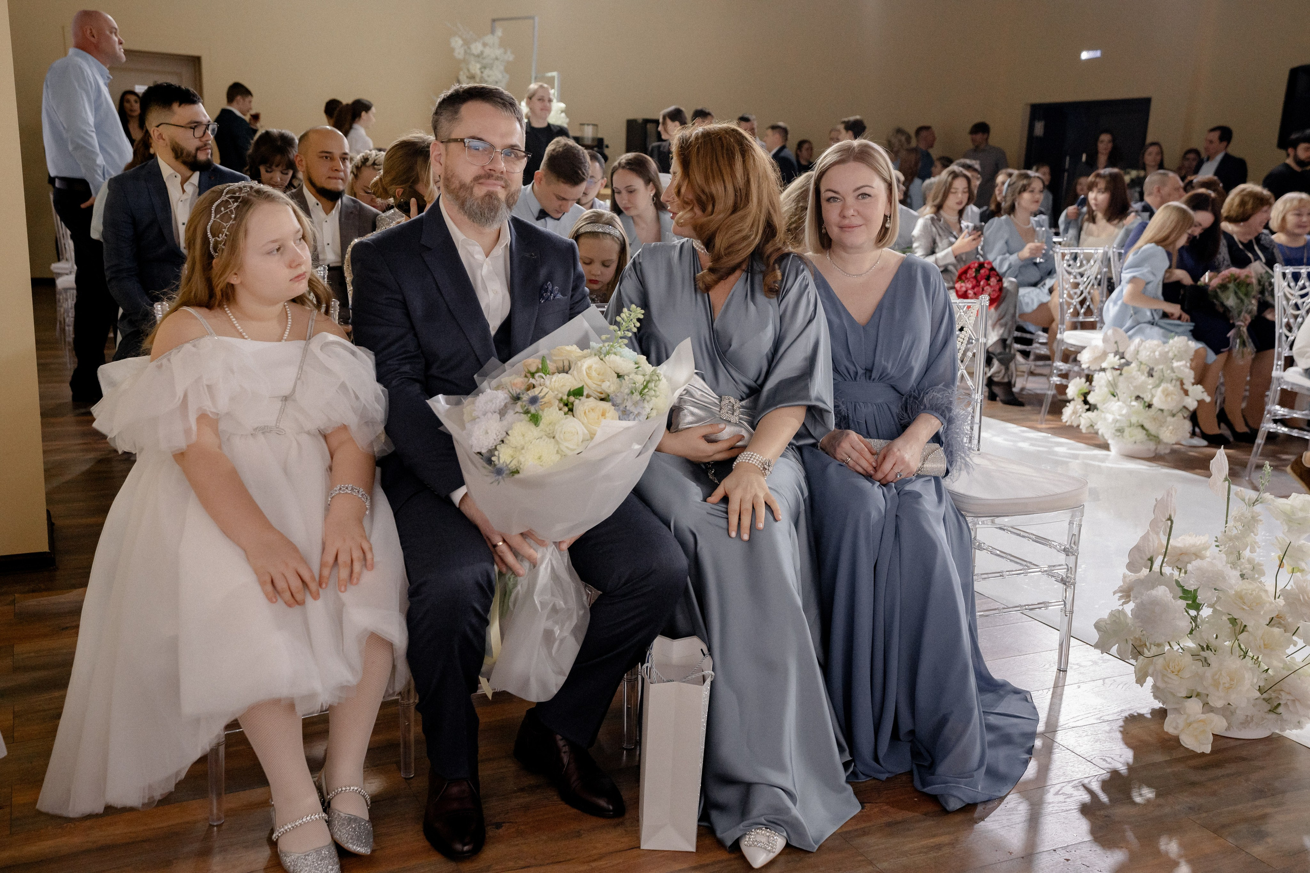 СВАДЕБНАЯ СЬЕМКА СБОРОВ В ОТЕЛЕ И ВЫЕЗД НА ЦЕРЕМОНИЮ (СНЯТО В СИБИРЕ В НИЖНЕВАРТОВСКЕ). Профессиональный фотограф, Санкт-Петербург — Виктория Богомолова