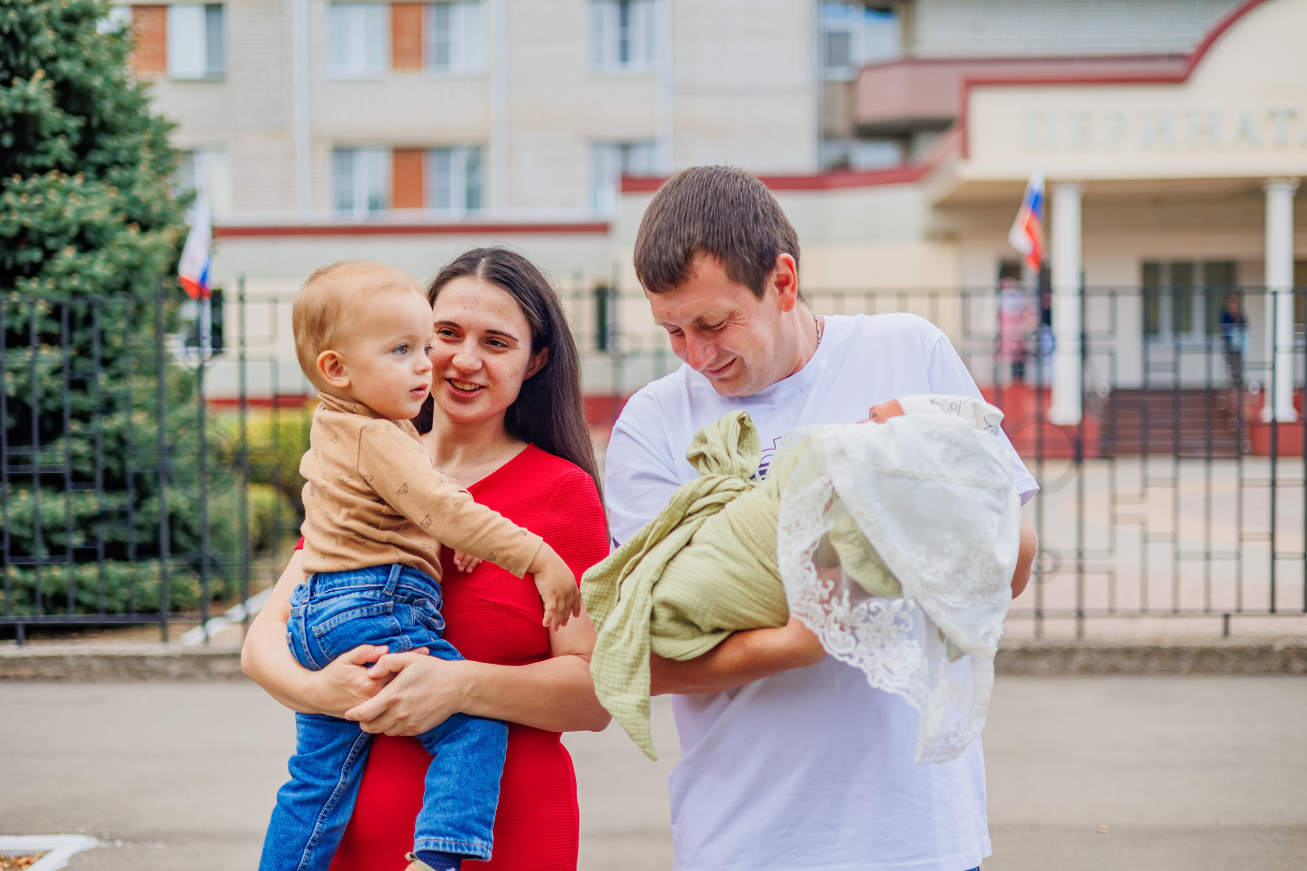 Выписка 25.09.24. Свадебный и семейный фотограф в Армавире