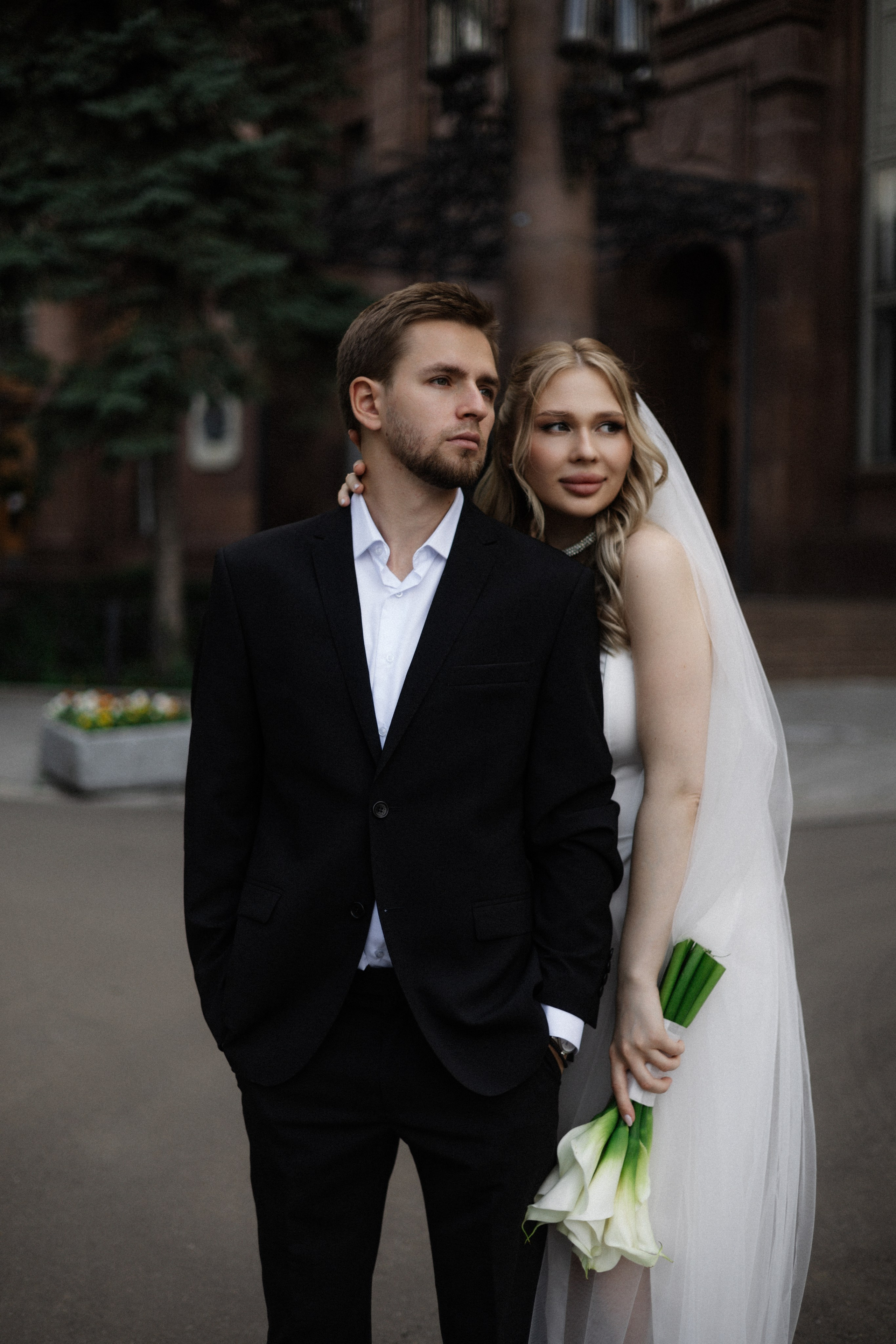 Арина и Дима. Сборы, роспись и прогулка. Свадебный и портретный фотограф в Москве Анастасия Масюк