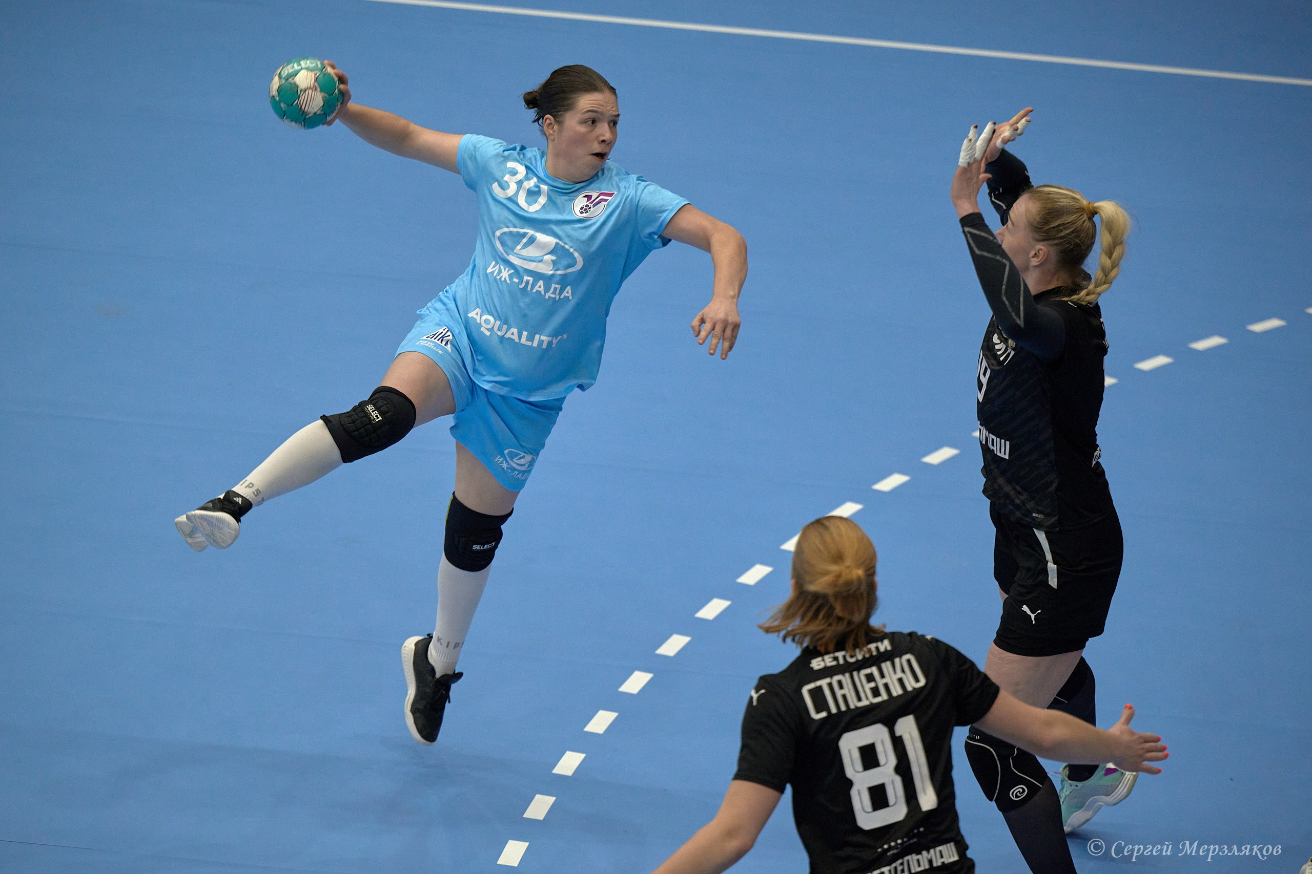 Гандбол. Спортивный репортажный фотограф в Ижевске Сергей Мерзляков