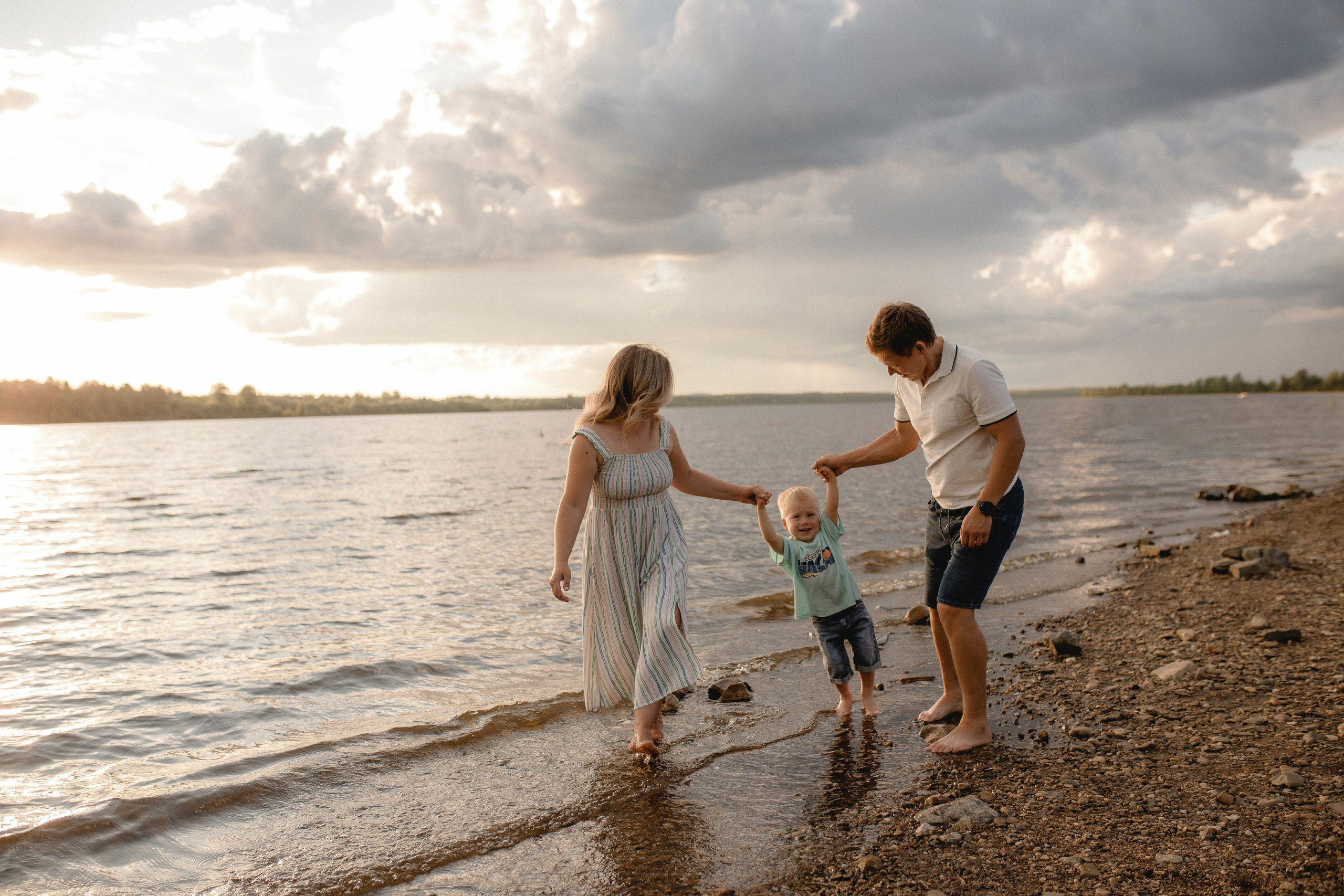 Аня, Ваня и Тимоша. Главная
