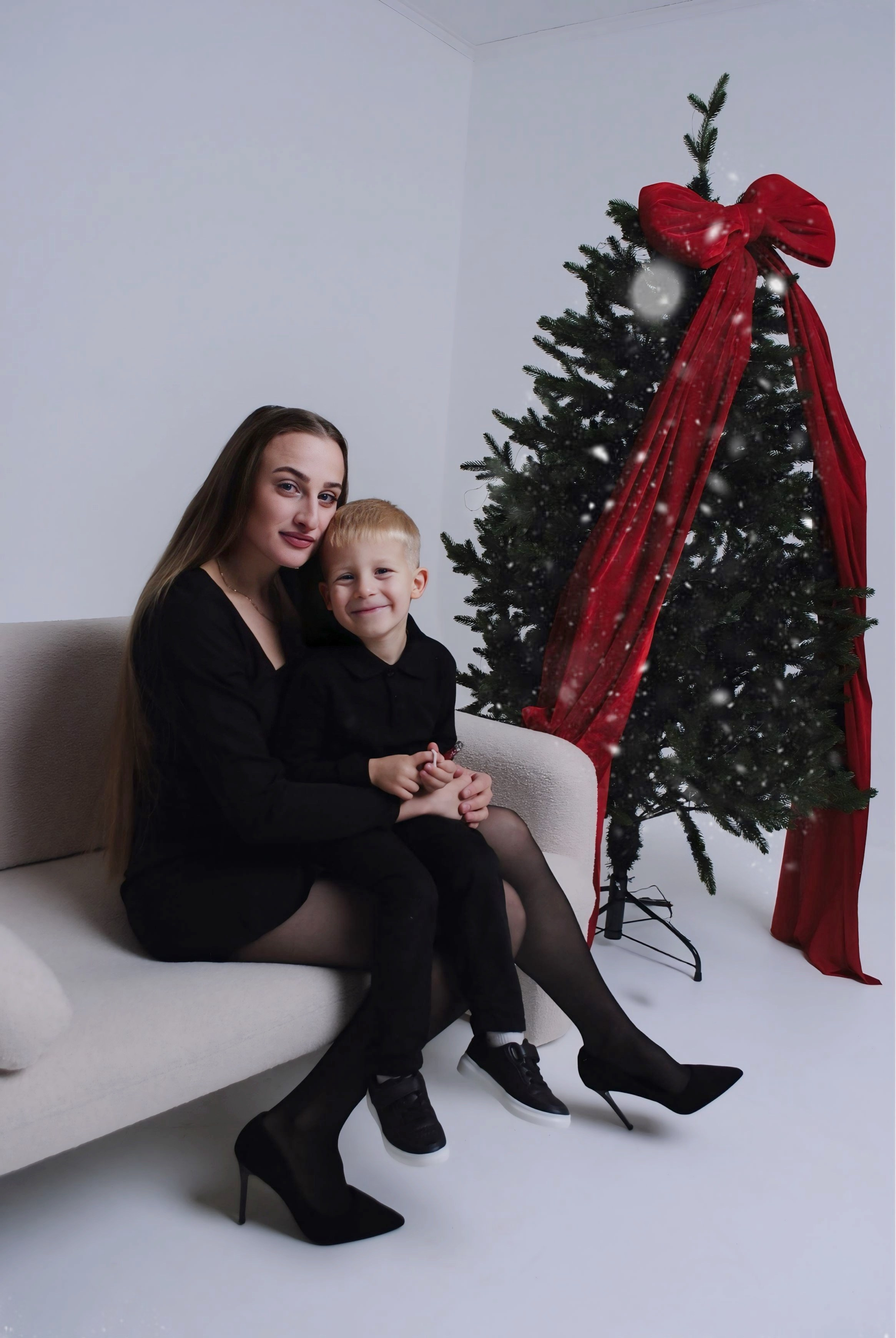 Настя и семья. Фотограф Мария Мусаелян