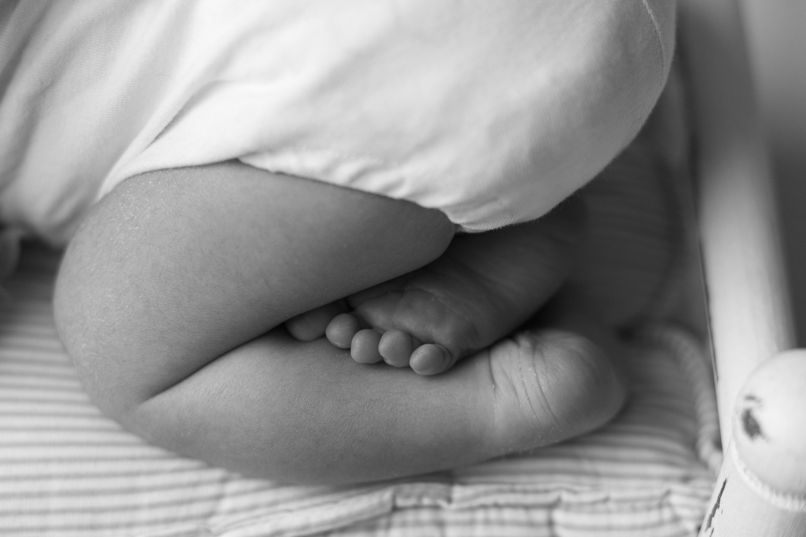 ЧБ и МАКРО-КАДРЫ. Детский, семейный и фотограф новорождённых в Ярославле Анна Салова