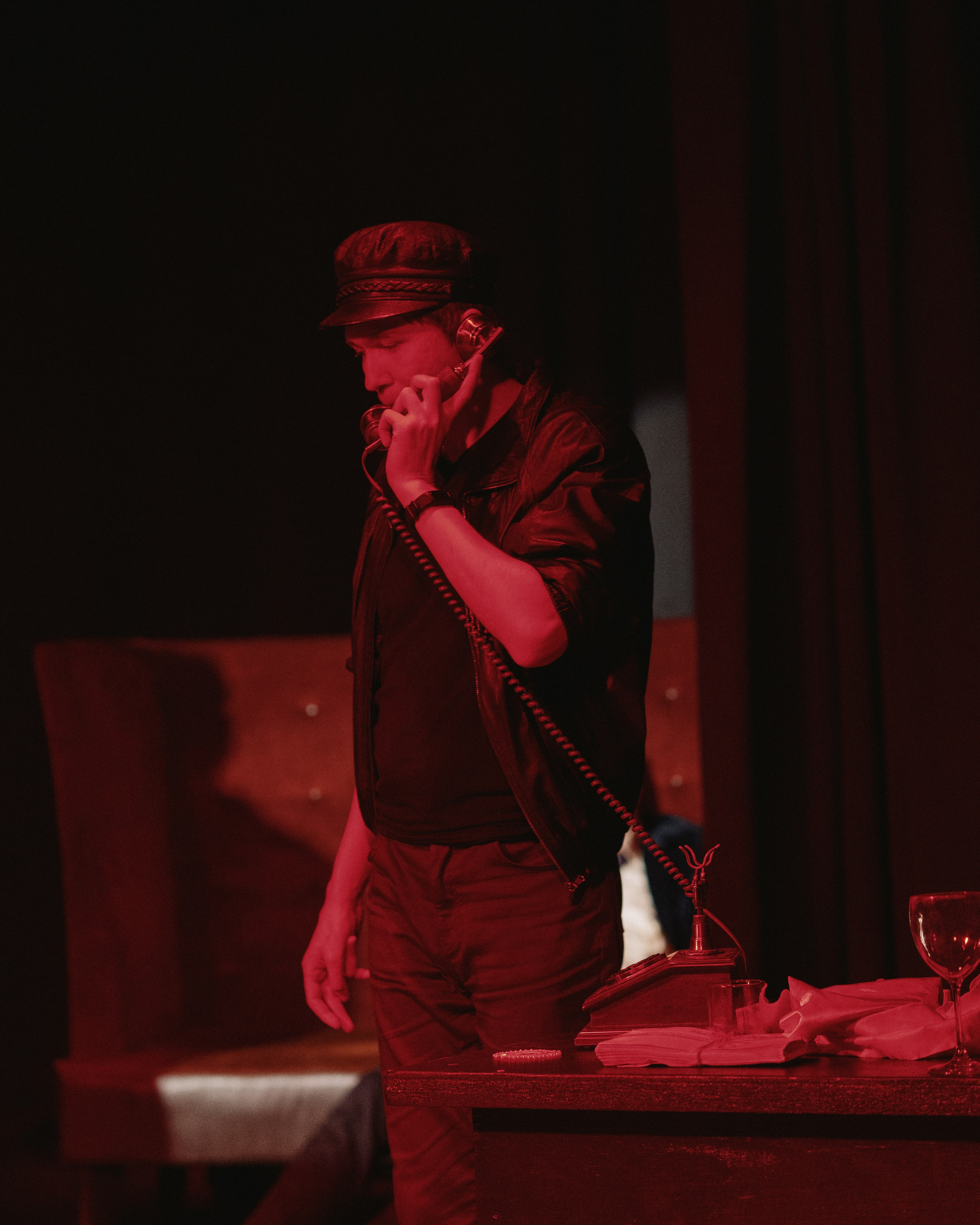 Спектакль «Зойкина Квартира». Репортажный и портретный фотограф Андрей Гаровский