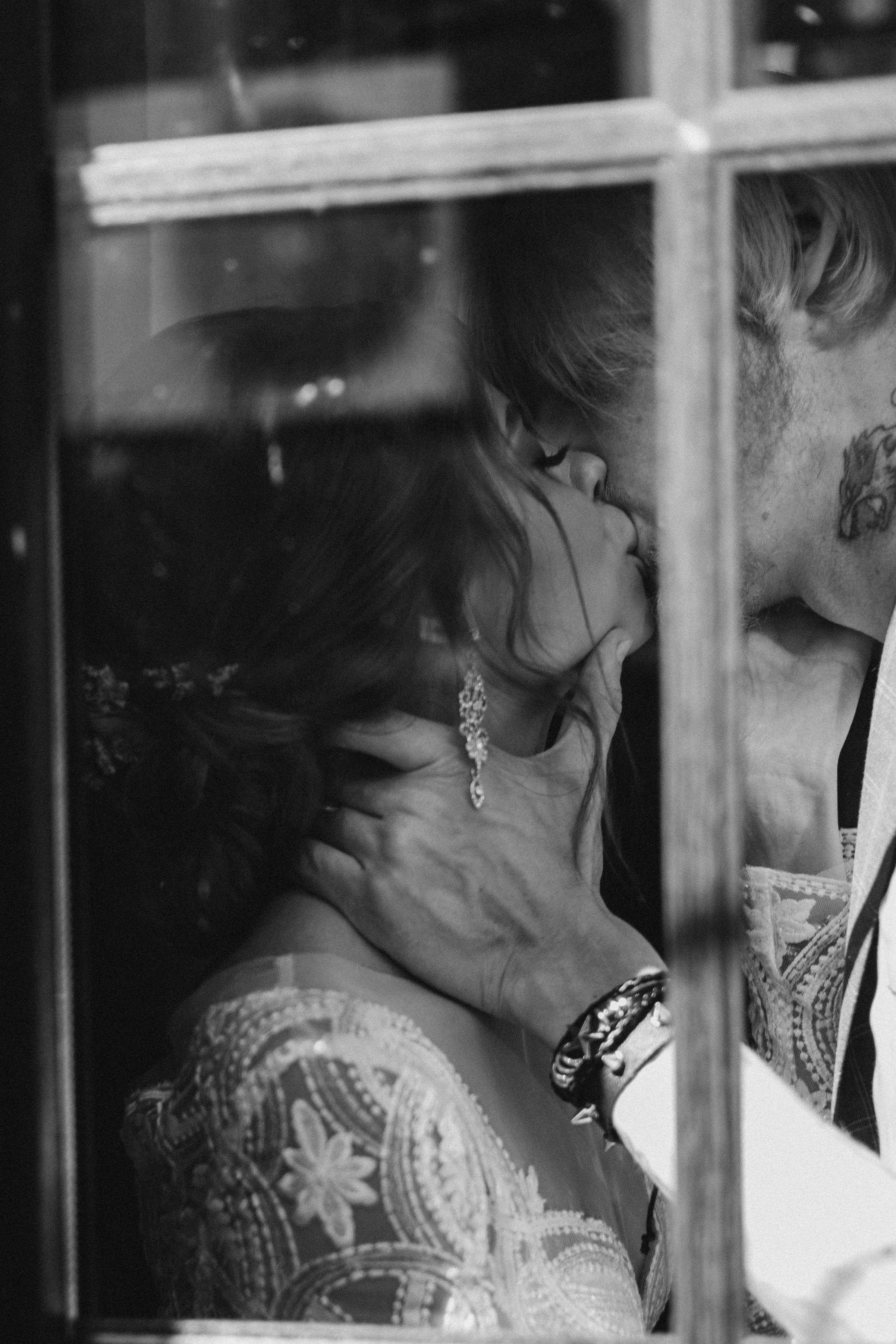 Свадебная прогулка. Фотограф город Пермь