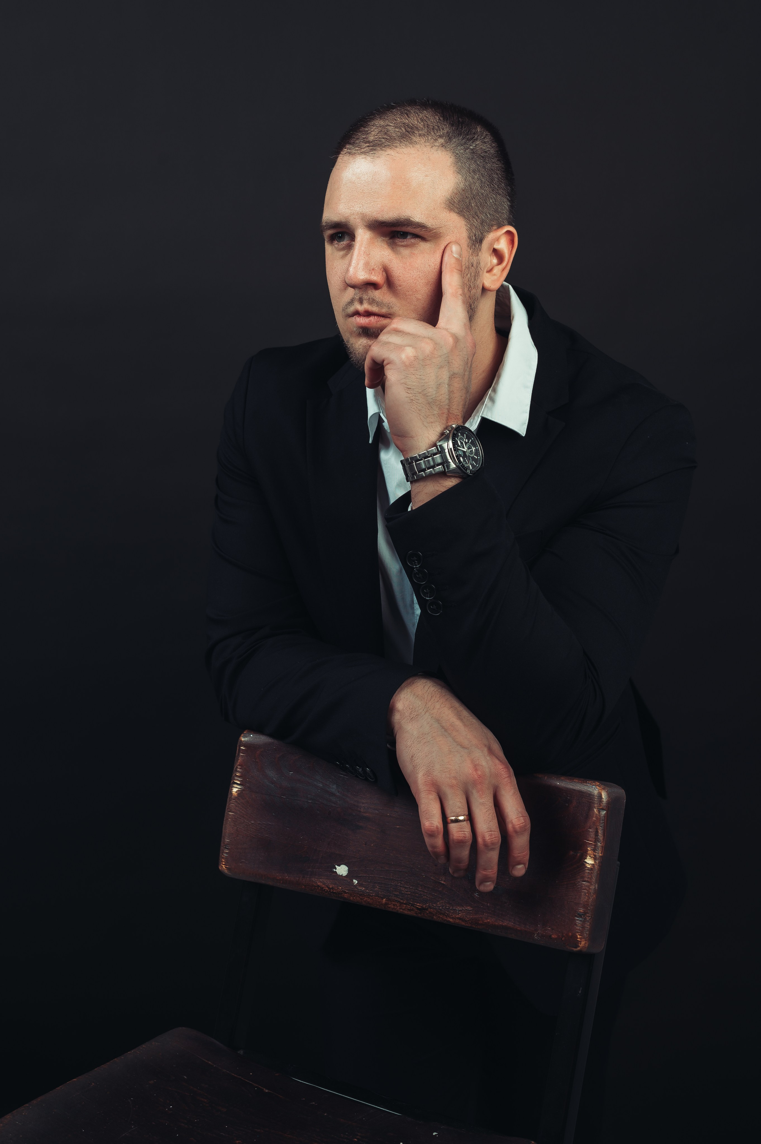 Никита Пустовалов — портретная съёмка. Иван Кубик — фотограф и видеограф