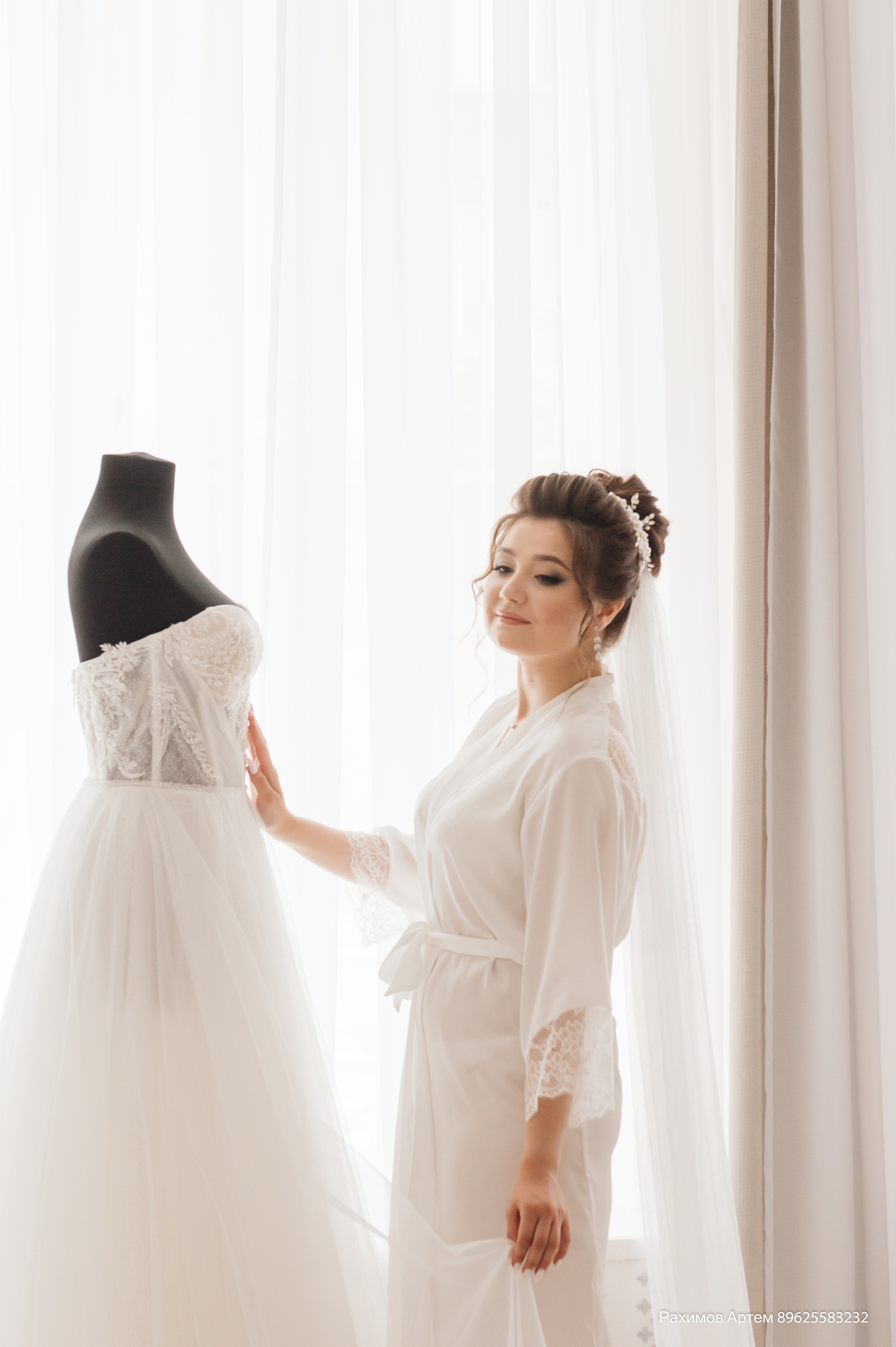 Фотосессия студия. Профессиональный фотограф Артем Рахимов в Казани