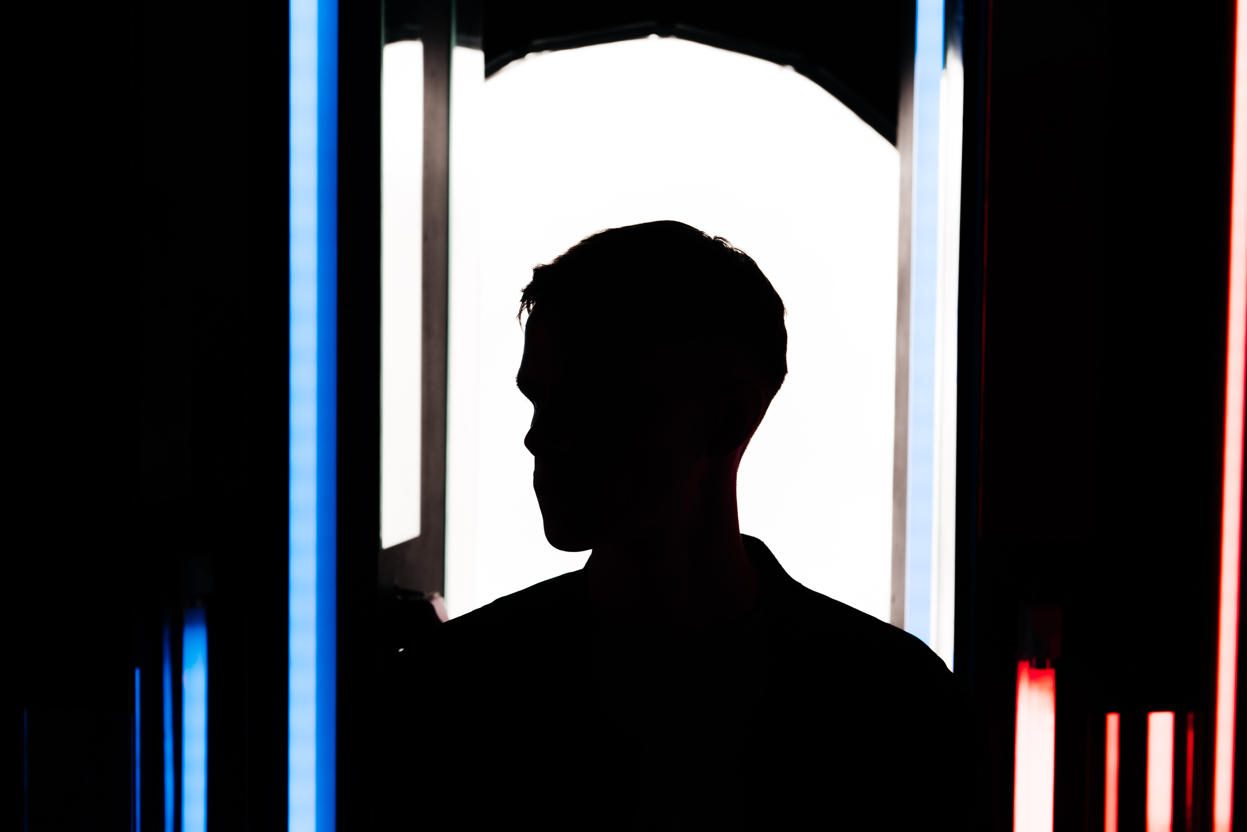 Фотосессия Неон. Профессиональный фотограф Артем Рахимов в Казани