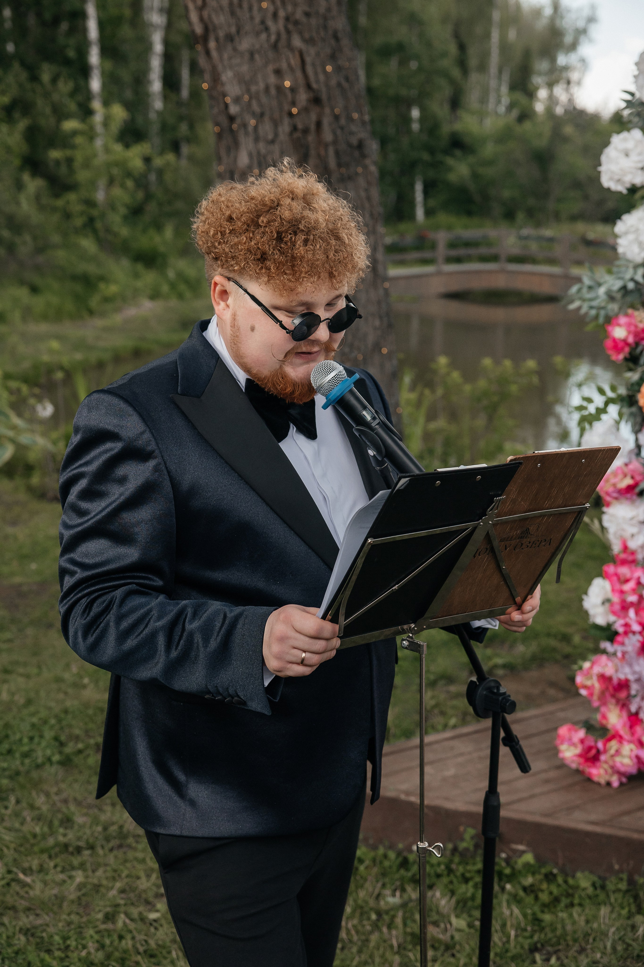 Свадебная фотосессия в ресторане Турандот, свадьба на площадке House for wedding Дом у озера. Свадебный фотограф в Москве Дарья Олендарёва