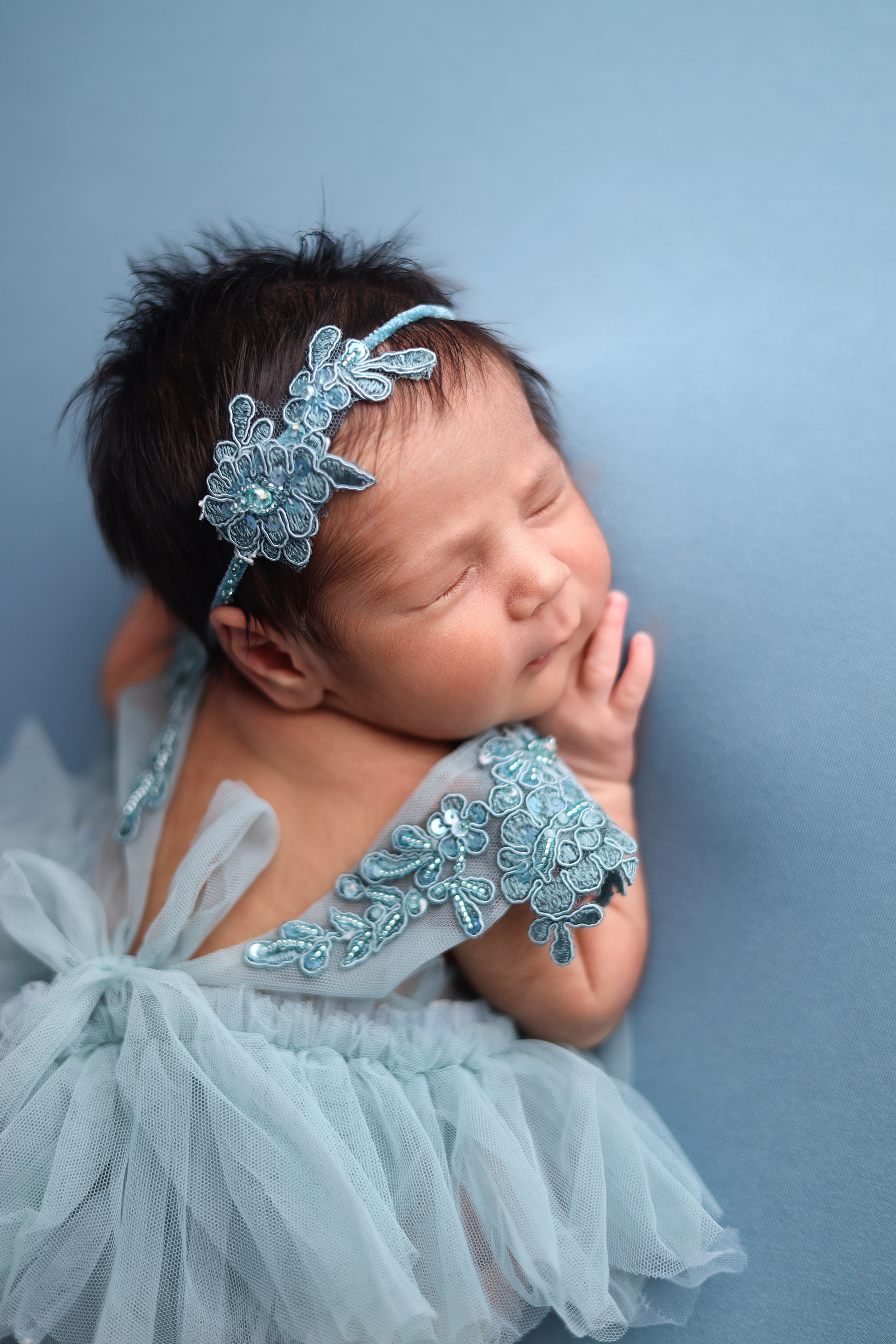 Ньюборн съемка Адель, оптимальный пакет. Фотограф новорожденных Москва. Ньюборн фотограф Москва