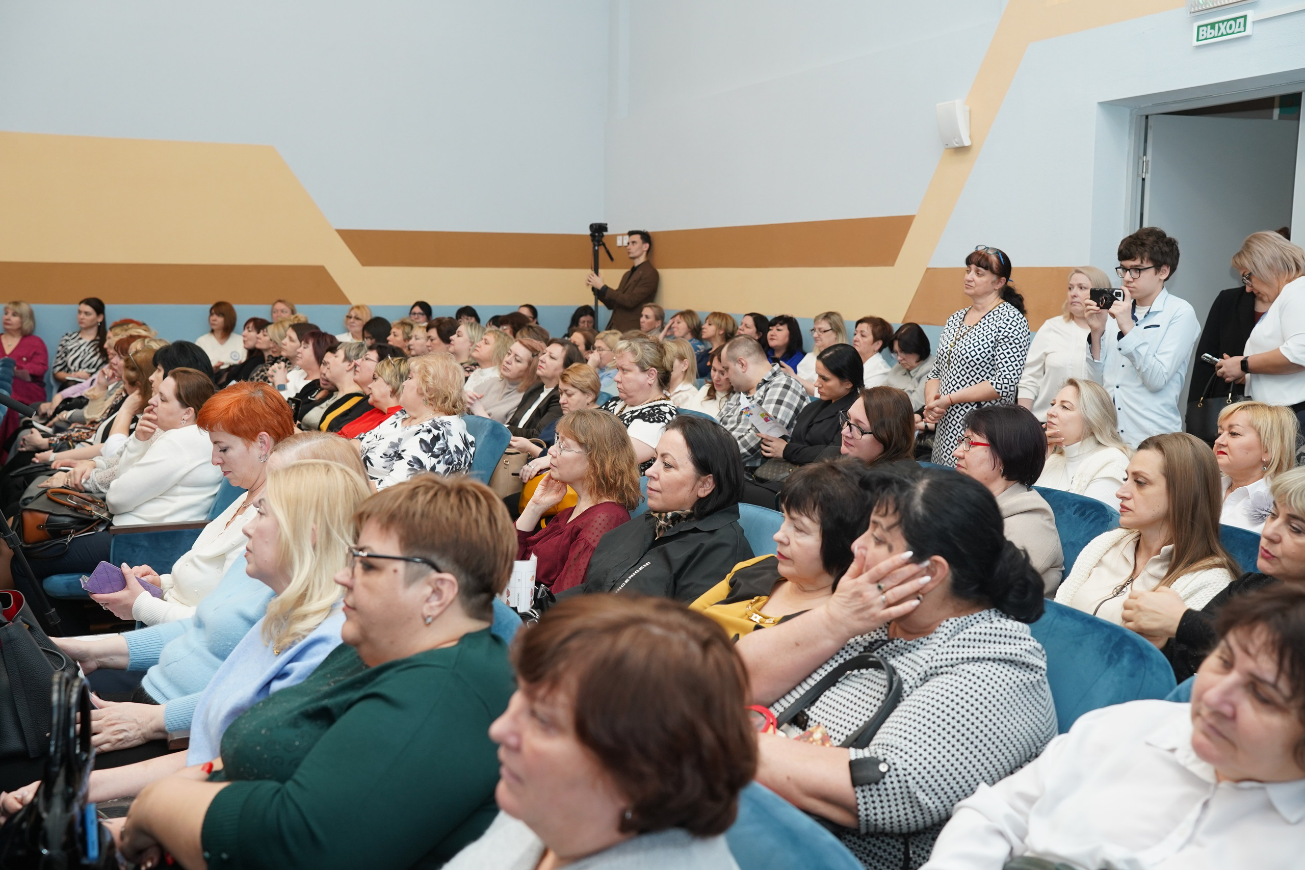 Мероприятие. MEMENTO.Выпускные альбомы, школьные, юбилейные и другие книги. Ростов-на-Дону