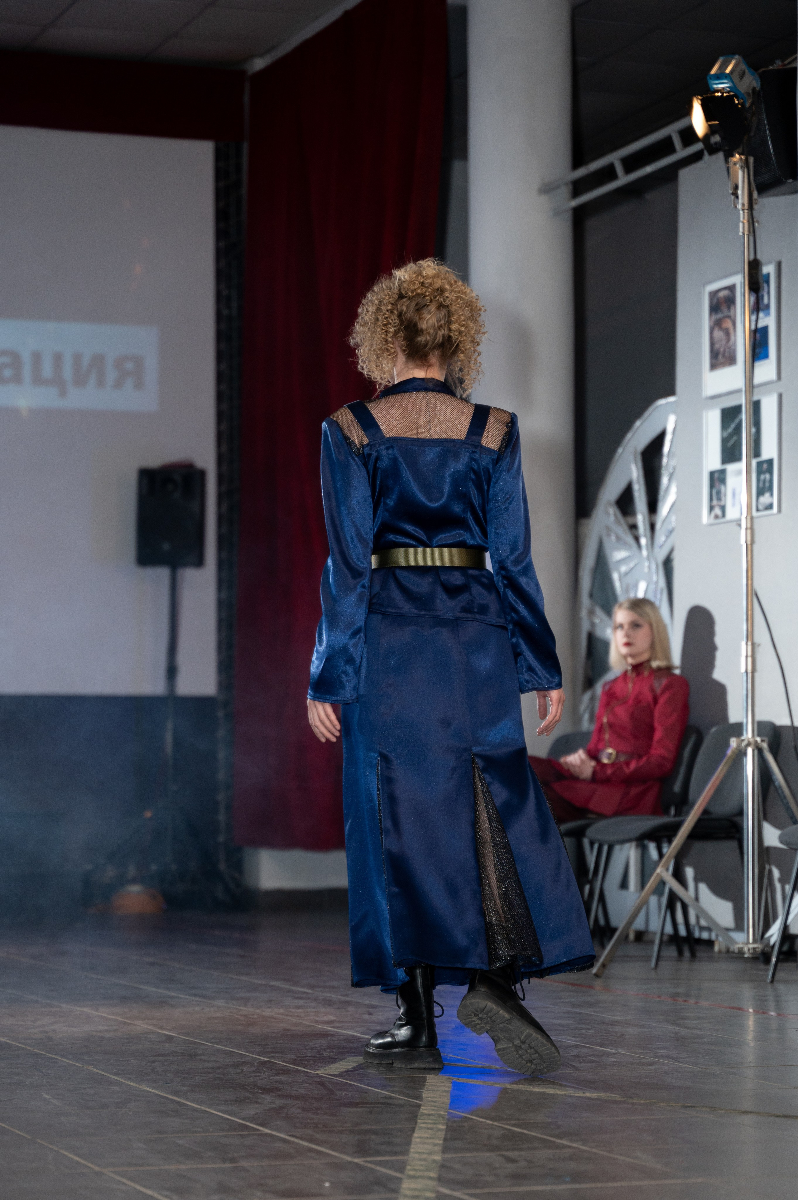 Закрытый показ милитари «Своя трансформация» дизайнера Юлии Бойченко | 24.04.2025. Фотограф в Омске Елизавета Кириллова