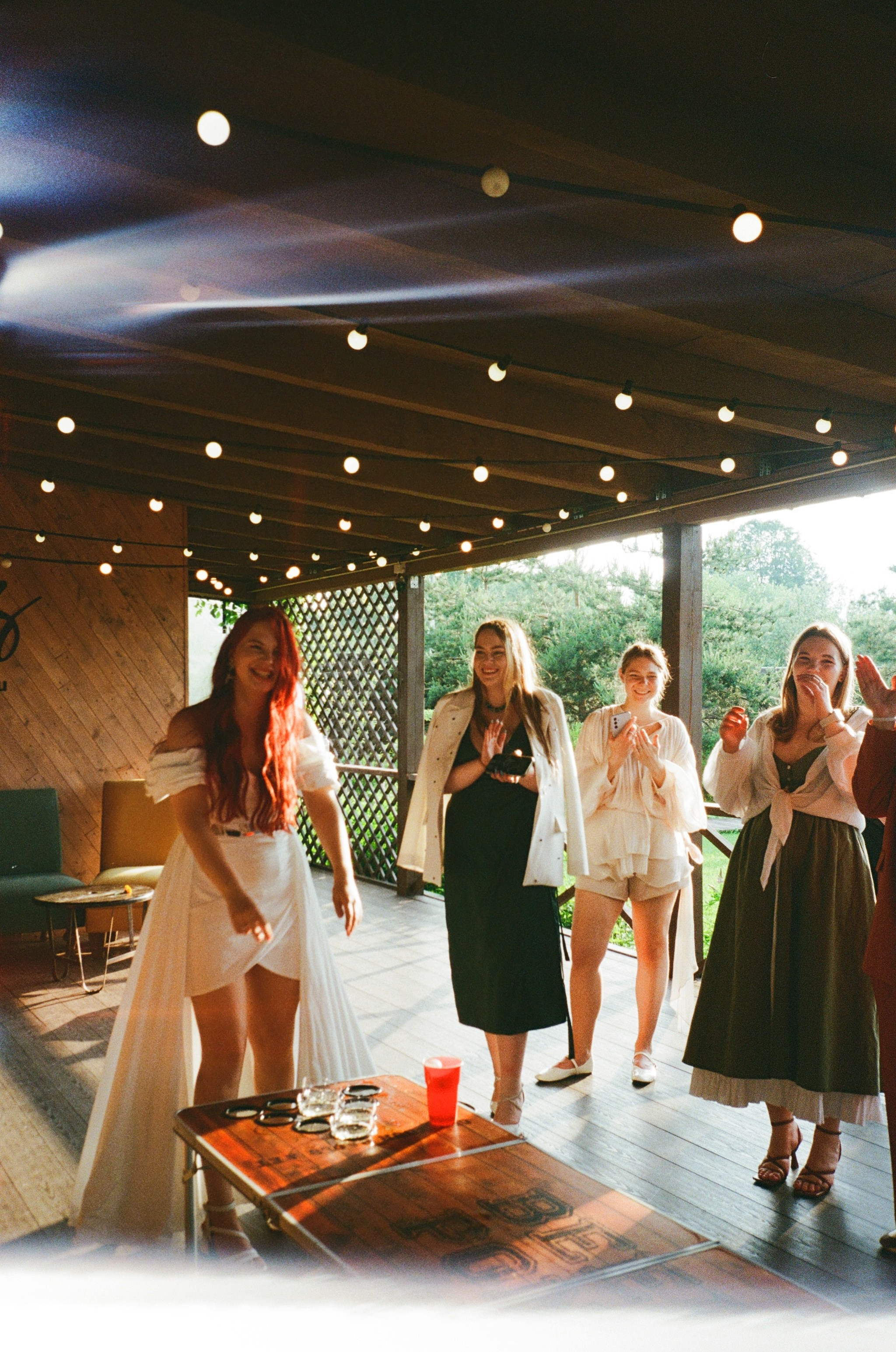 Пленка Роман и Анастасия. Свадебный и репортажный фотограф Элина Козырьянова