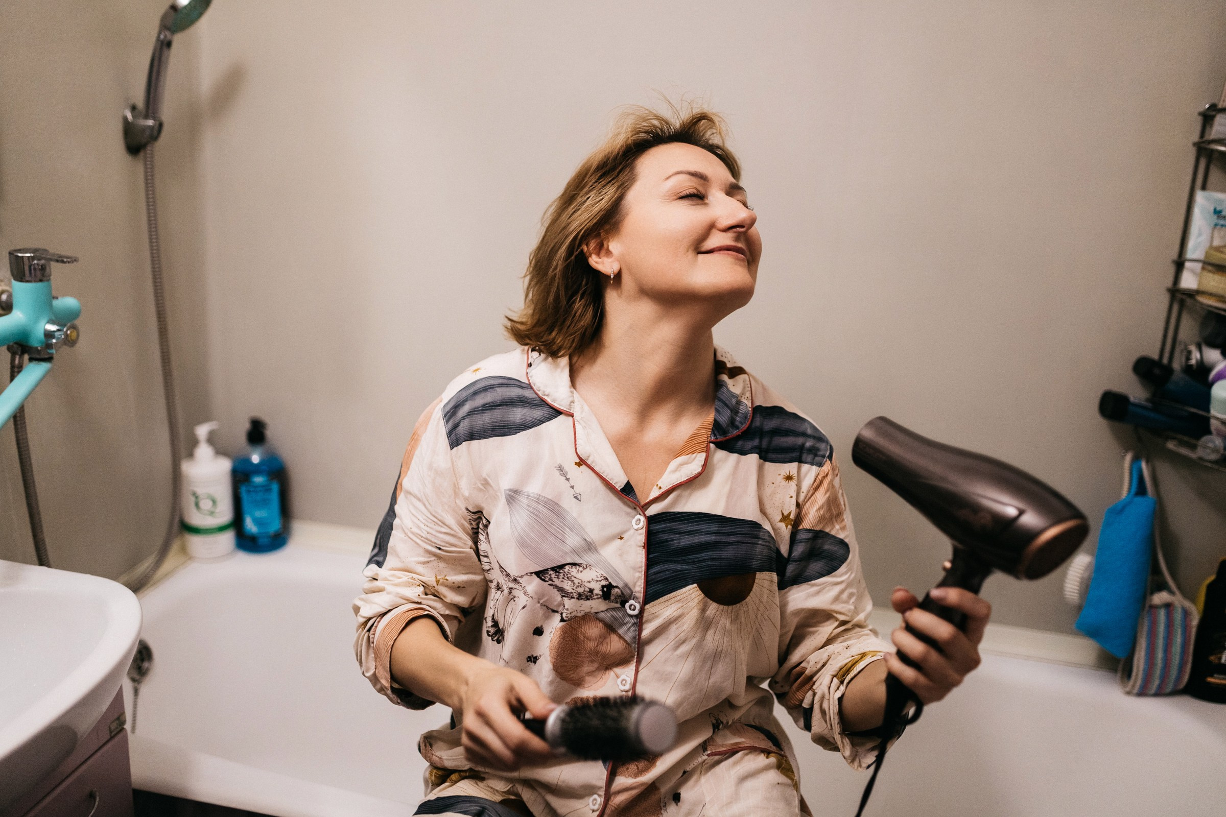 Домашний лайфстайл (утро). Ирина. Июнь 2025. Фотограф Пермь. Свадьбы. Семья и дети, школа, д. сад. Фотокниги