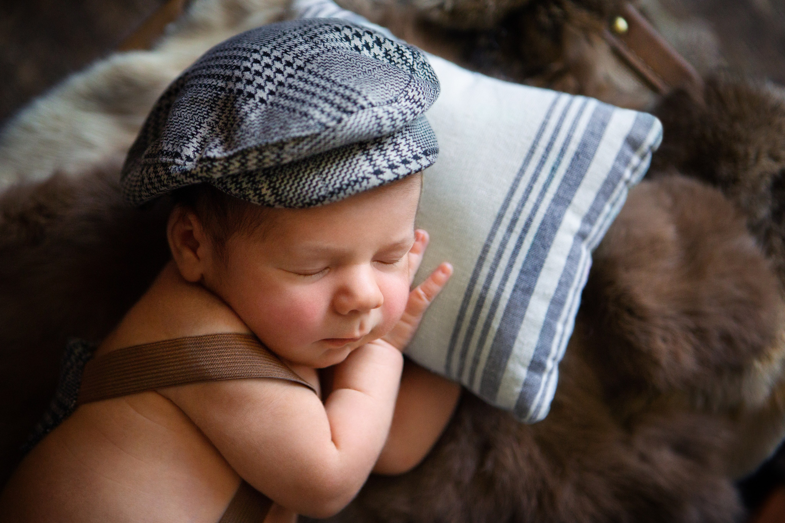 О newborn. Детский и ньюборн фотограф в Санкт-Петербурге Марина Айдинян