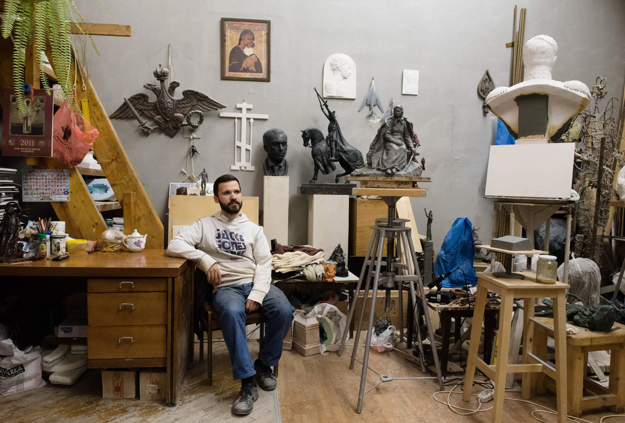 Alexey, 33 years, sculptor. "Faith is like a breath, but it is not precisely. The faith is important also as love. We know that it is possible to live without it, but tell me - how?