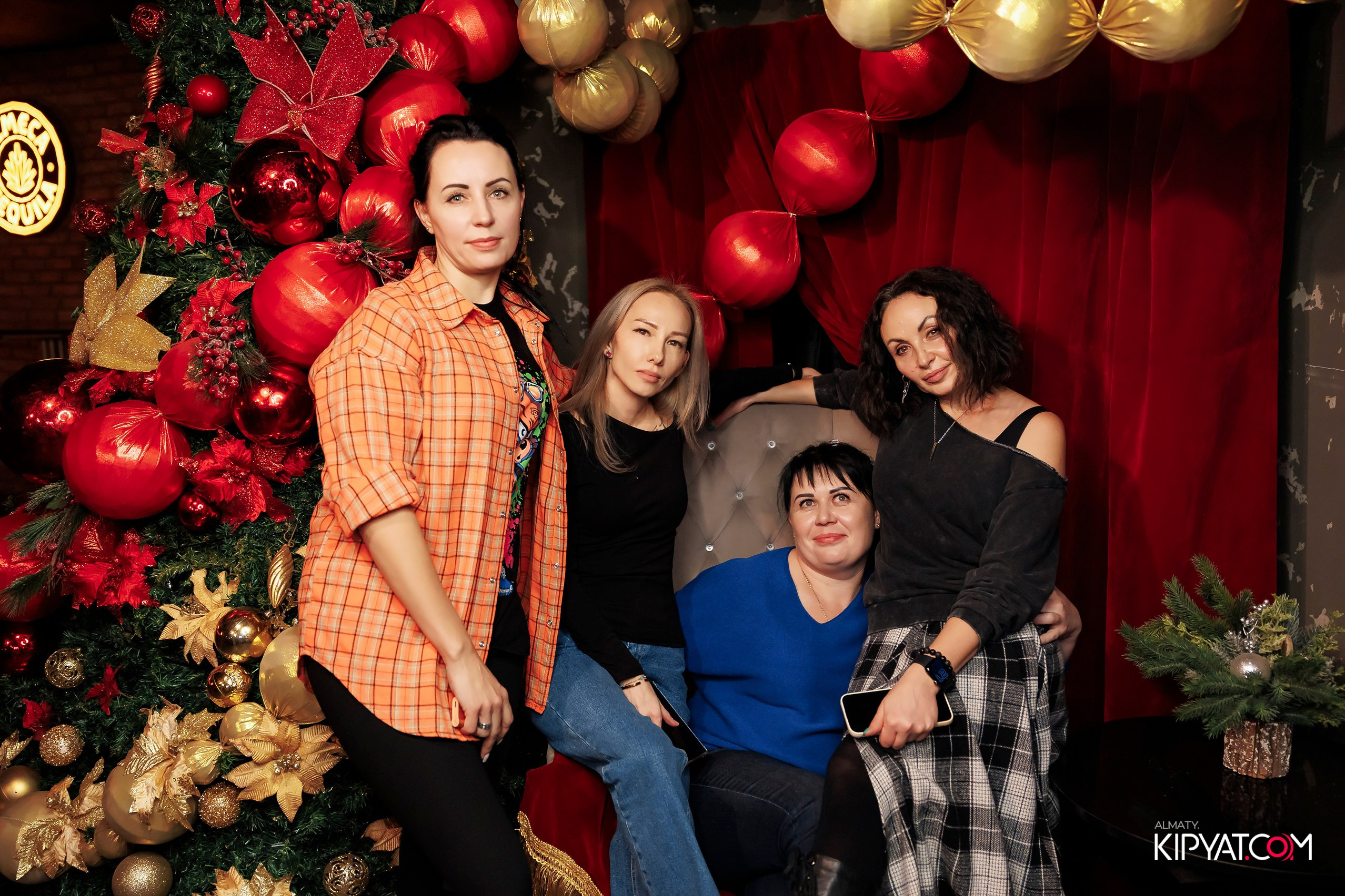 МУЗЫКАЛЬНОЕ ЛОТО В HIT RETRO. КИПЯТКОМ АЛМАТЫ! Фотосъемка мероприятий в Алматы