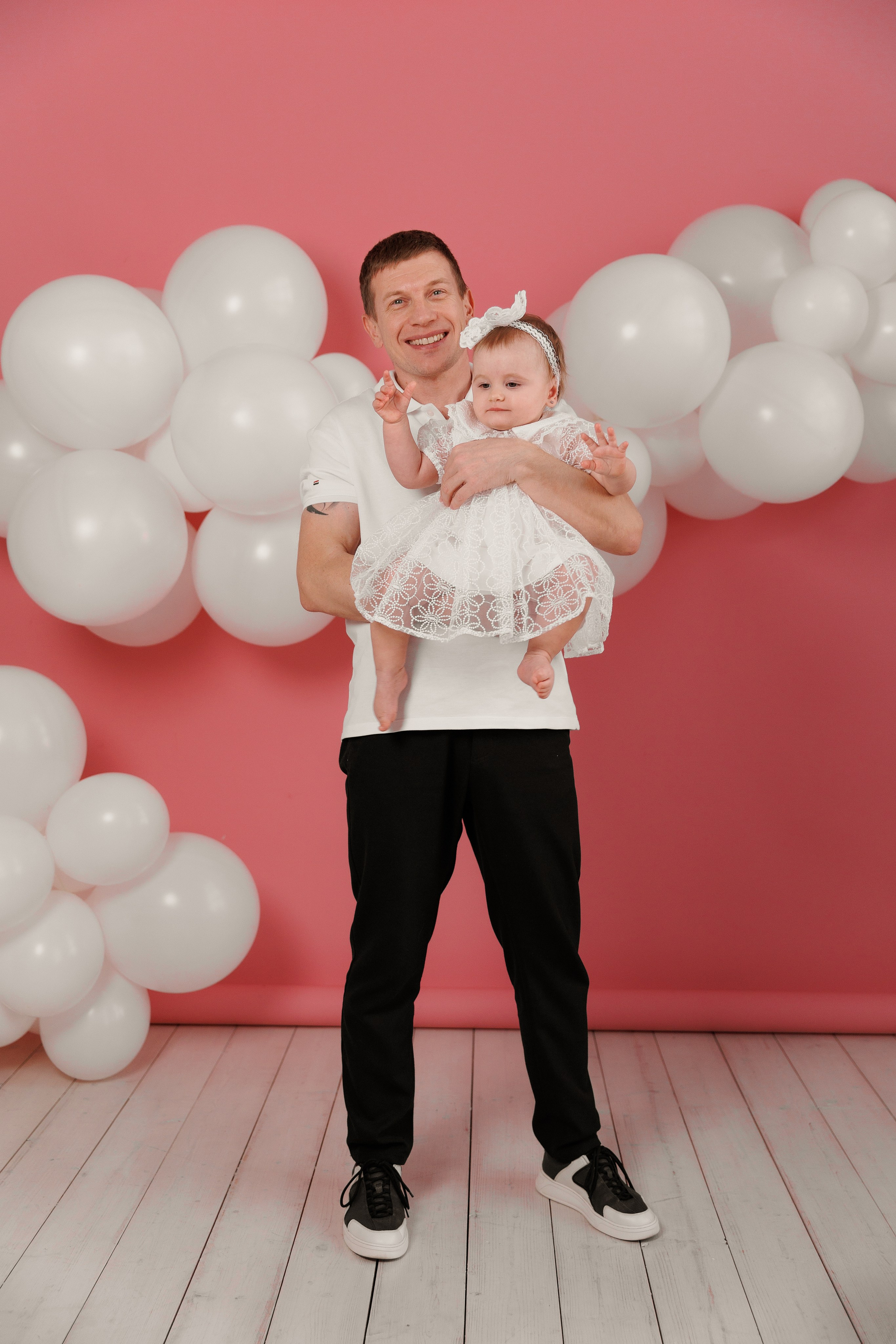 Юля, годовасие дочи. Фотограф женского портрета, беременности и материнства Харькова Елена