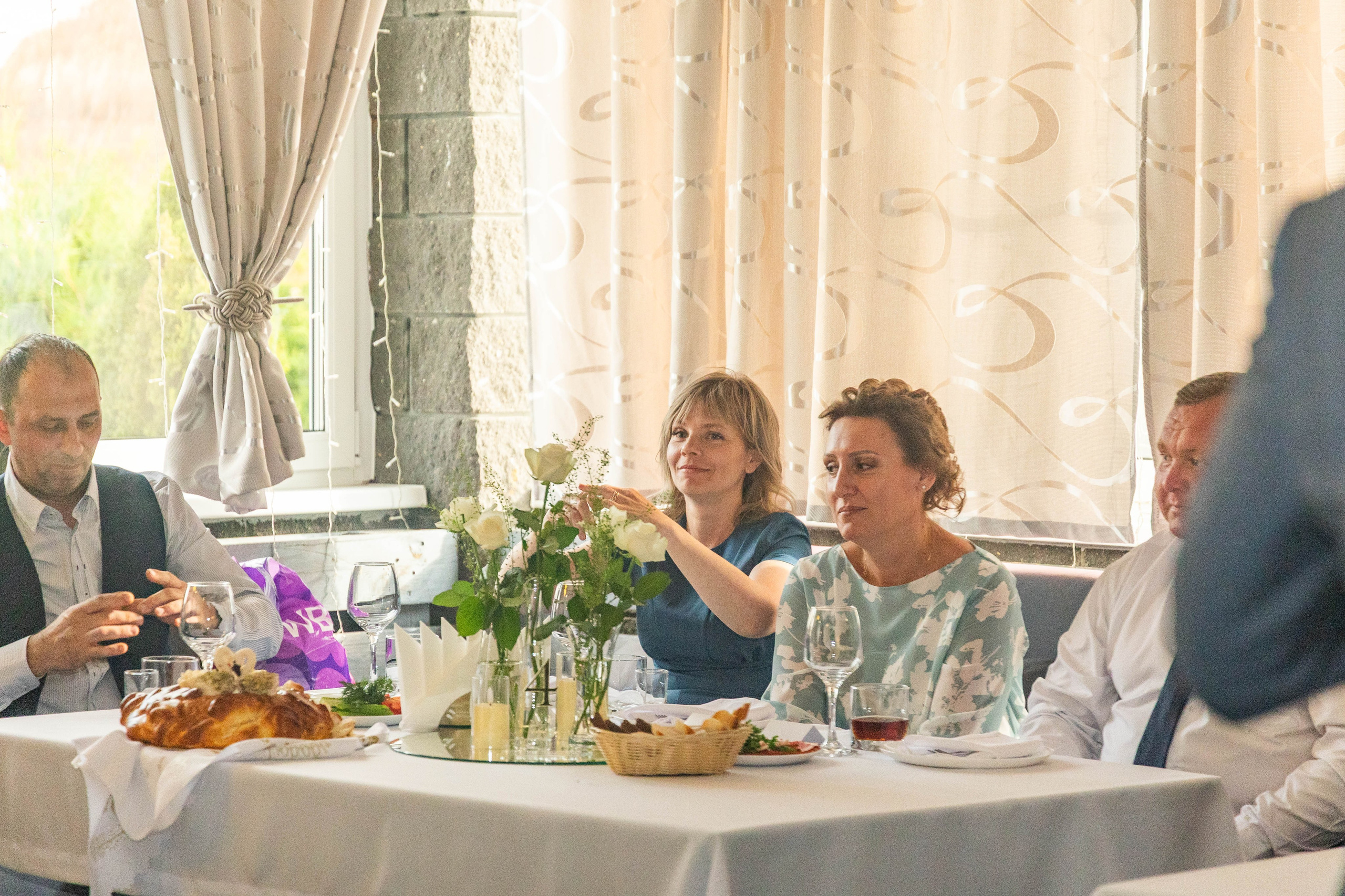 Свадебная фотосессия свадебный фотограф Татьяна Марсуверских свадебная фотопрогулка Москва Жуковский. Фотограф для маркетплейсов, фотоуслуги в Жуковском Татьяна Марсуверских