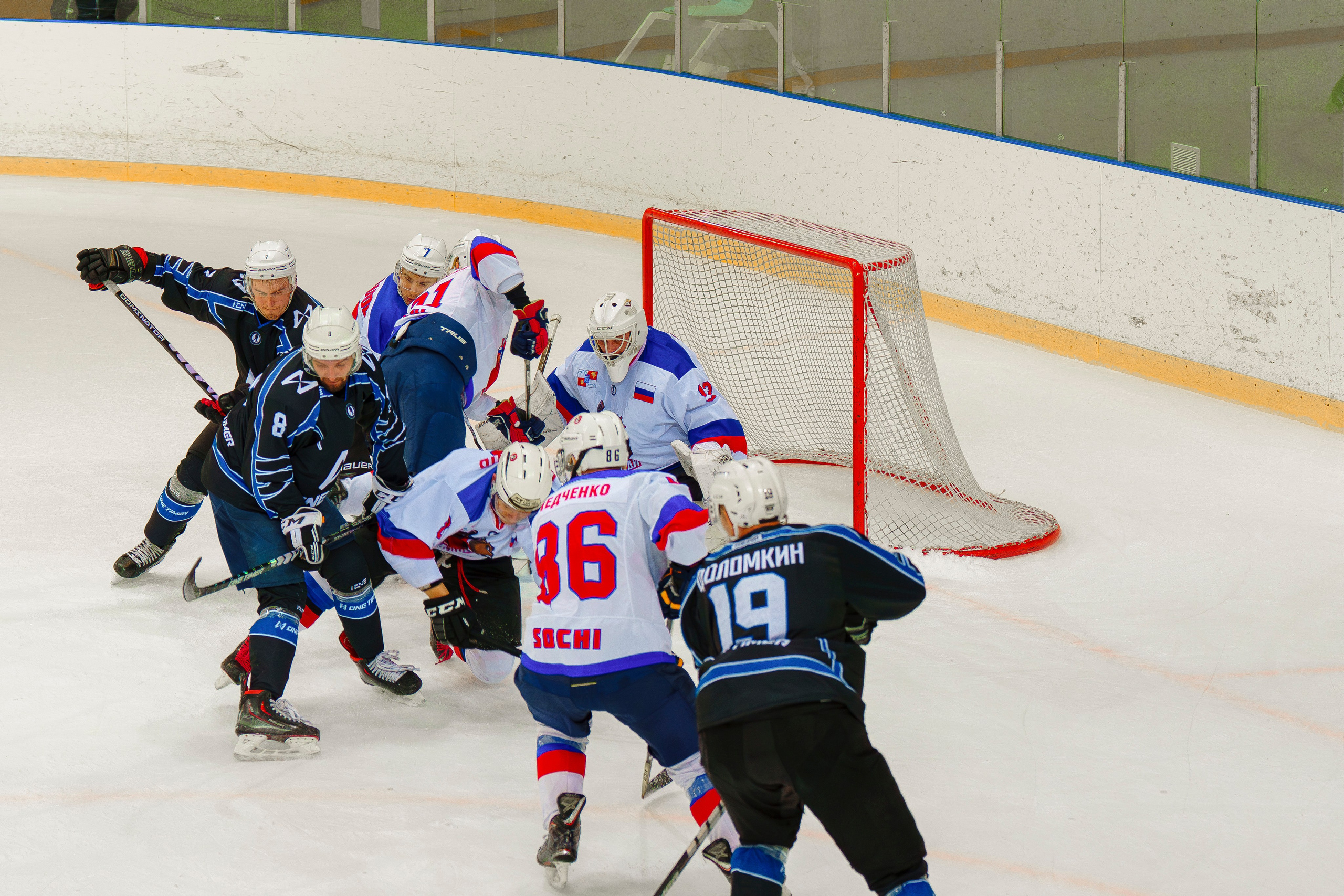 Фотосъемка хоккейных матчей в Сочи. Фотограф видеограф Геннадий Янбаев в Сочи, Краснодаре