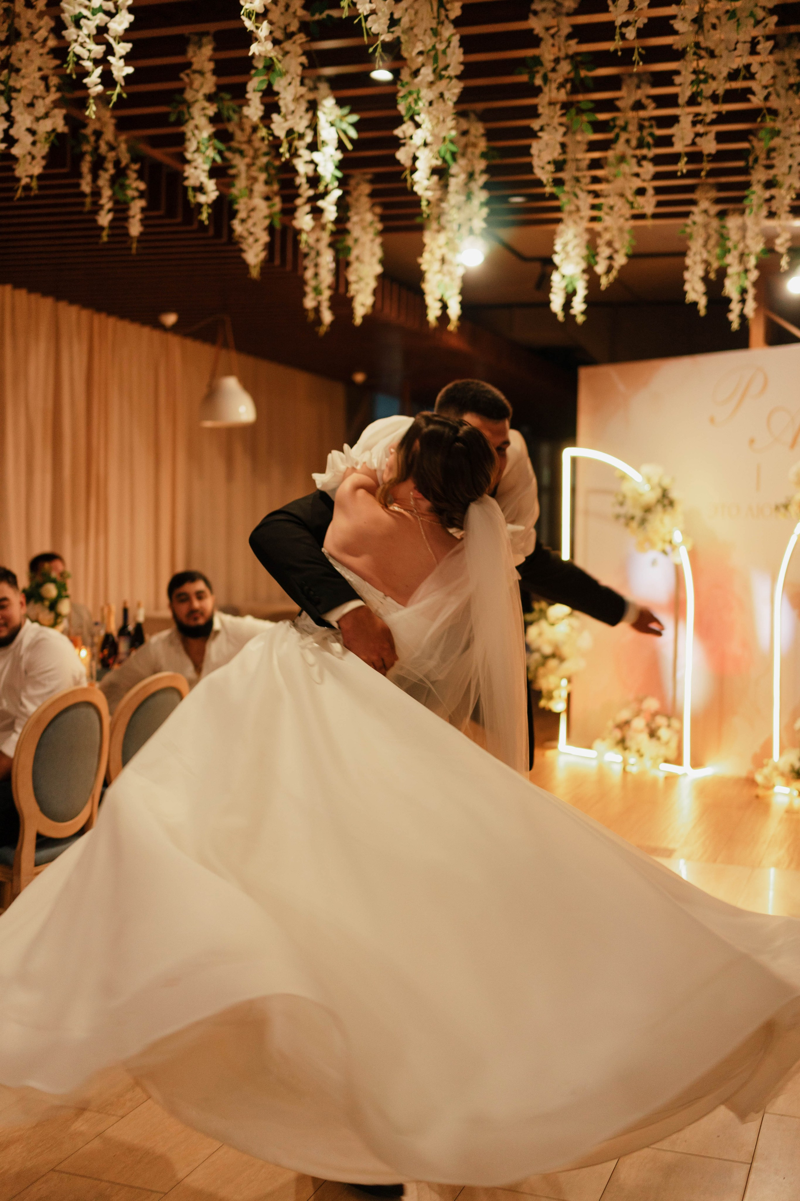 Свадебная фотосессия Арины и Радмира. Свадебный фотограф в Уфе  — Данилова Елена