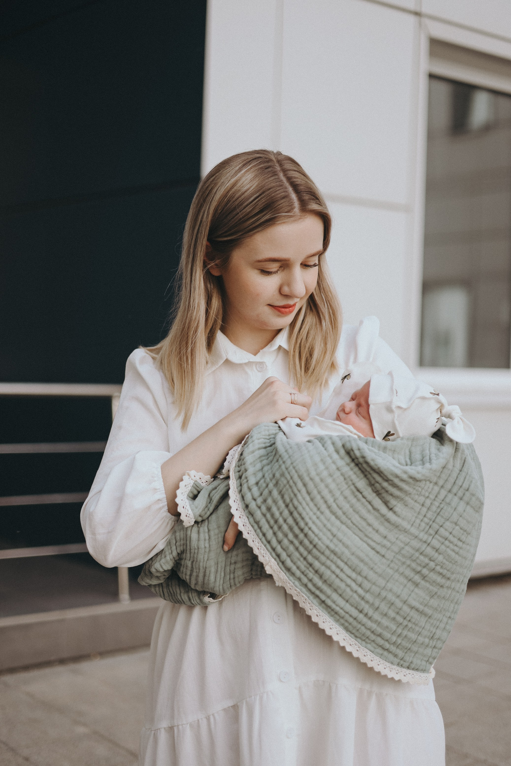 Выписка Оливии. Фотограф Мария Лаенко